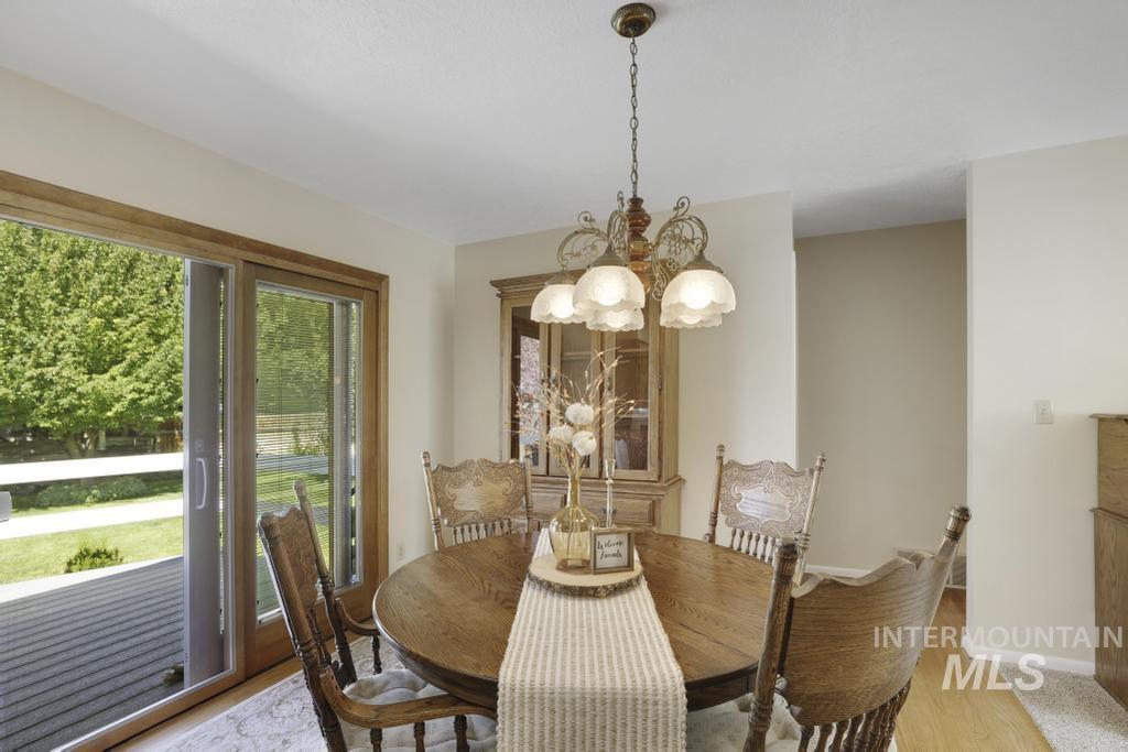 2351 Castle Drive, Twin Falls, Idaho 83301, 3 Bedrooms, 2 Bathrooms, Residential For Sale, Price $419,900,MLS 98961713