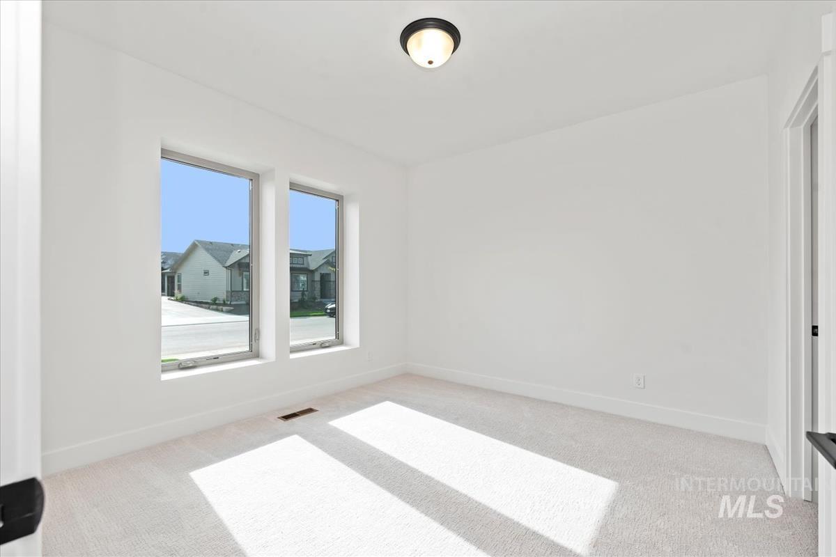 11201 S Corballis Ln, Kuna, Idaho 83634, 3 Bedrooms, 2 Bathrooms, Residential For Sale, Price $459,880,MLS 98961714