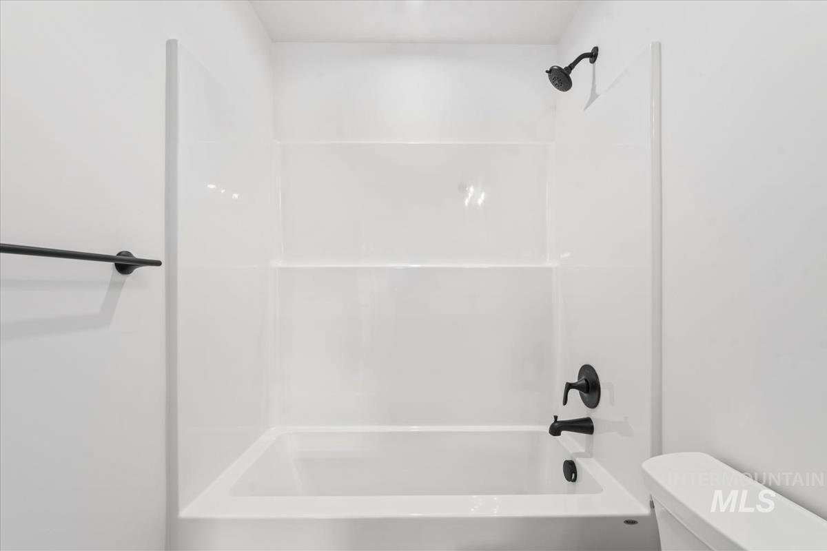 11201 S Corballis Ln, Kuna, Idaho 83634, 3 Bedrooms, 2 Bathrooms, Residential For Sale, Price $459,880,MLS 98961714