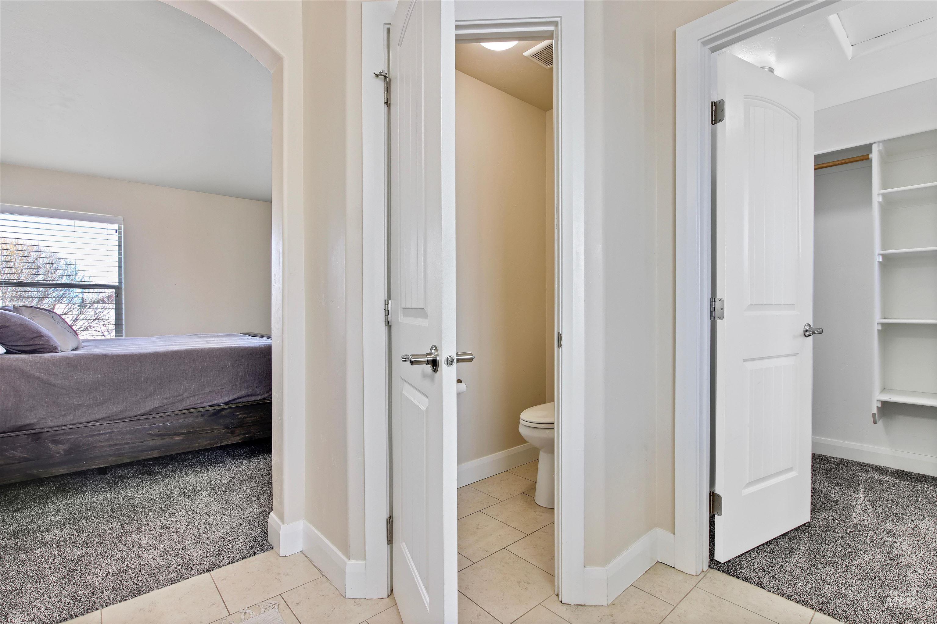 4631 N Adale Ave, Meridian, Idaho 83646, 5 Bedrooms, 3 Bathrooms, Residential For Sale, Price $569,900,MLS 98961717