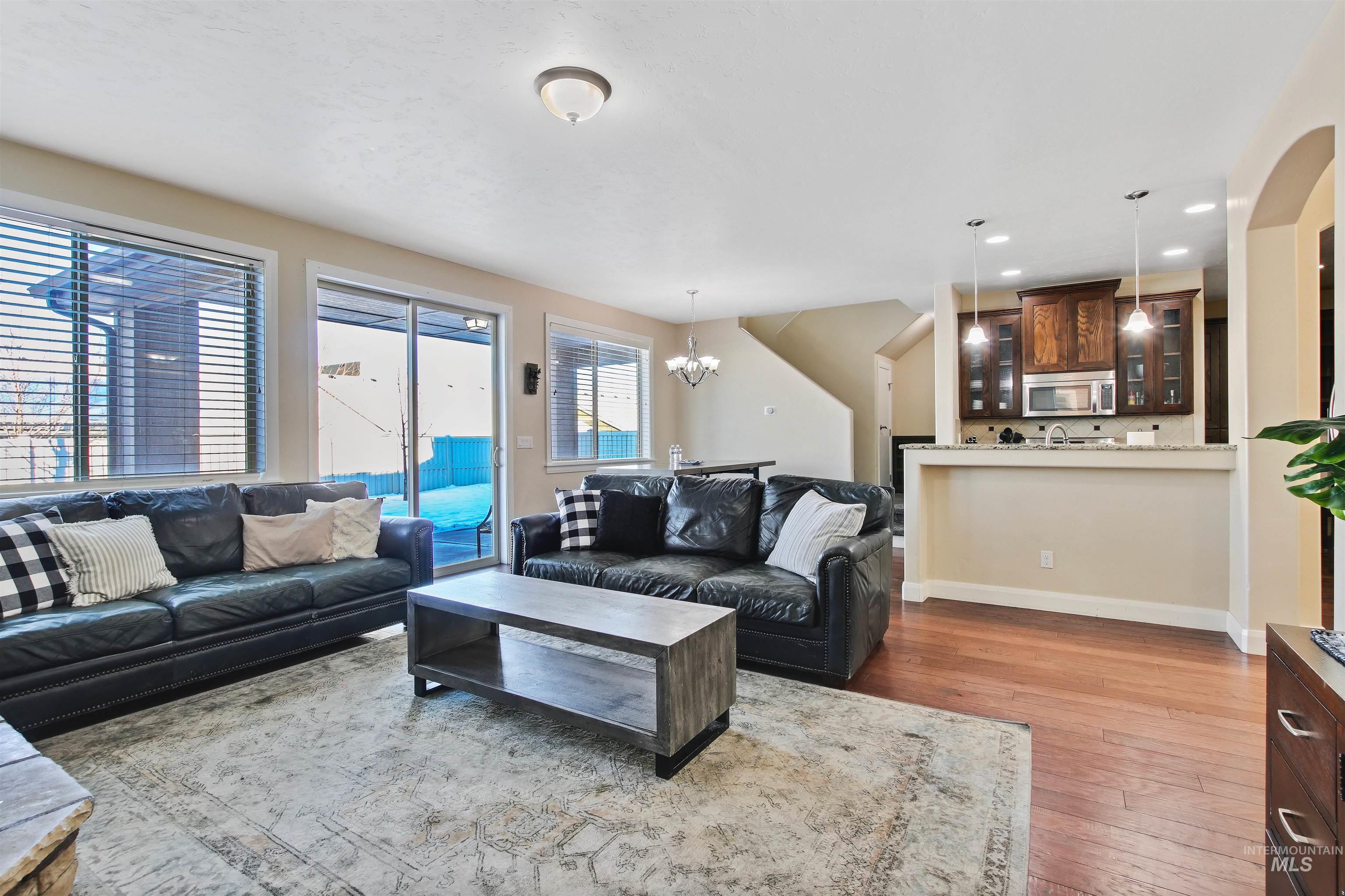 4631 N Adale Ave, Meridian, Idaho 83646, 5 Bedrooms, 3 Bathrooms, Residential For Sale, Price $569,900,MLS 98961717