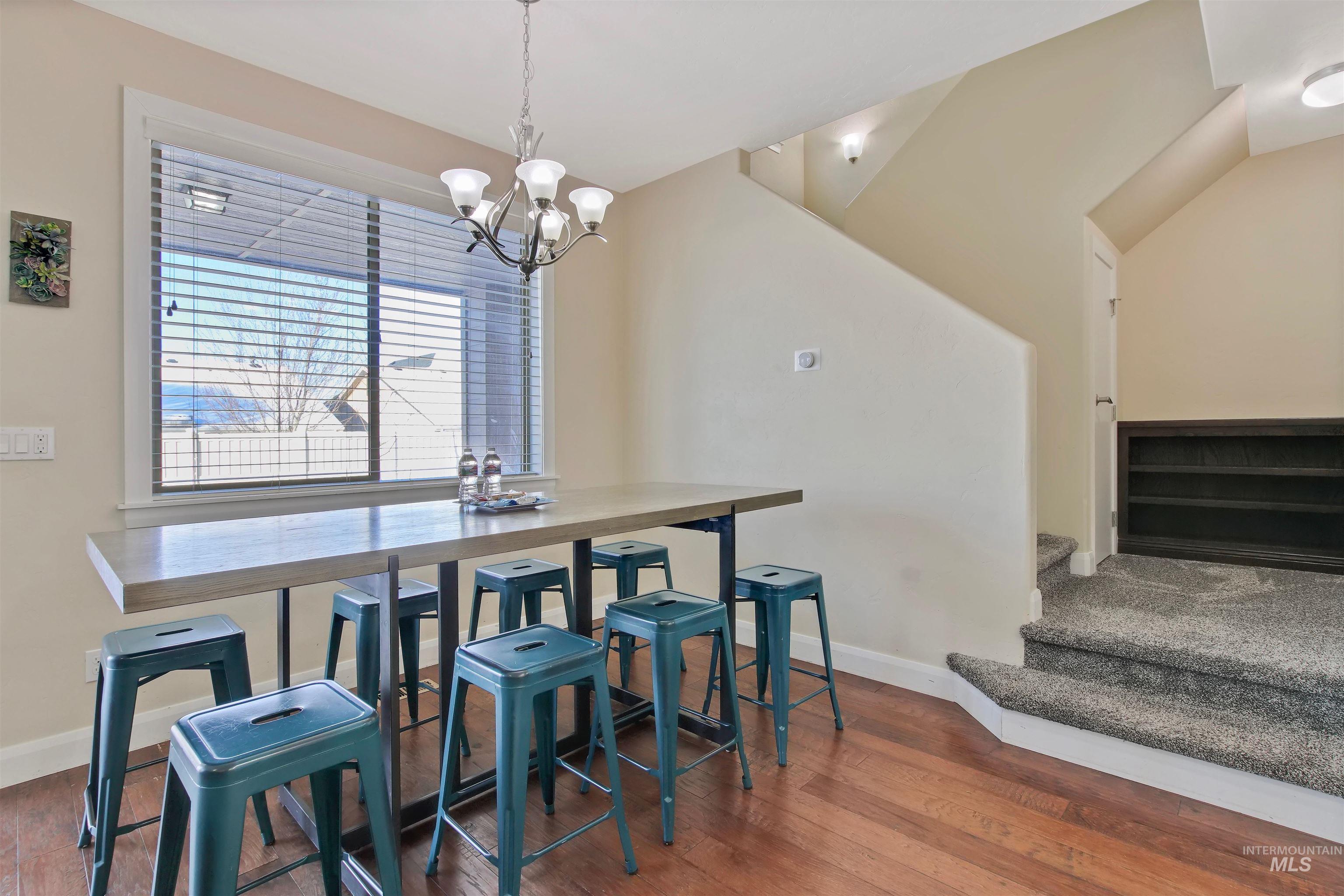 4631 N Adale Ave, Meridian, Idaho 83646, 5 Bedrooms, 3 Bathrooms, Residential For Sale, Price $569,900,MLS 98961717