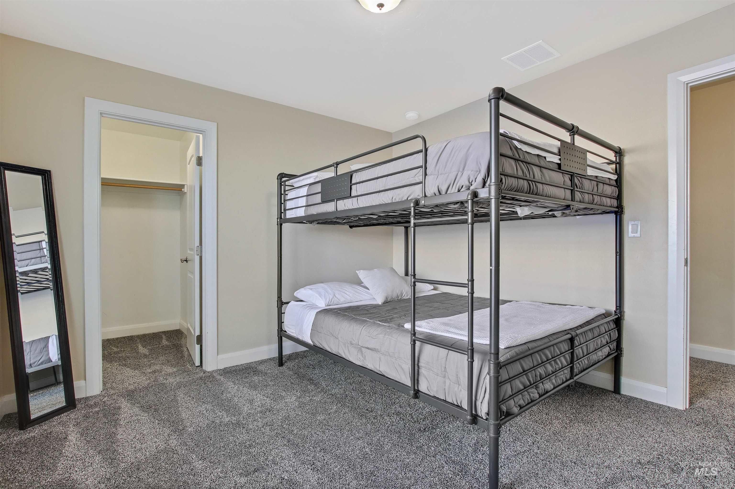 4631 N Adale Ave, Meridian, Idaho 83646, 5 Bedrooms, 3 Bathrooms, Residential For Sale, Price $569,900,MLS 98961717