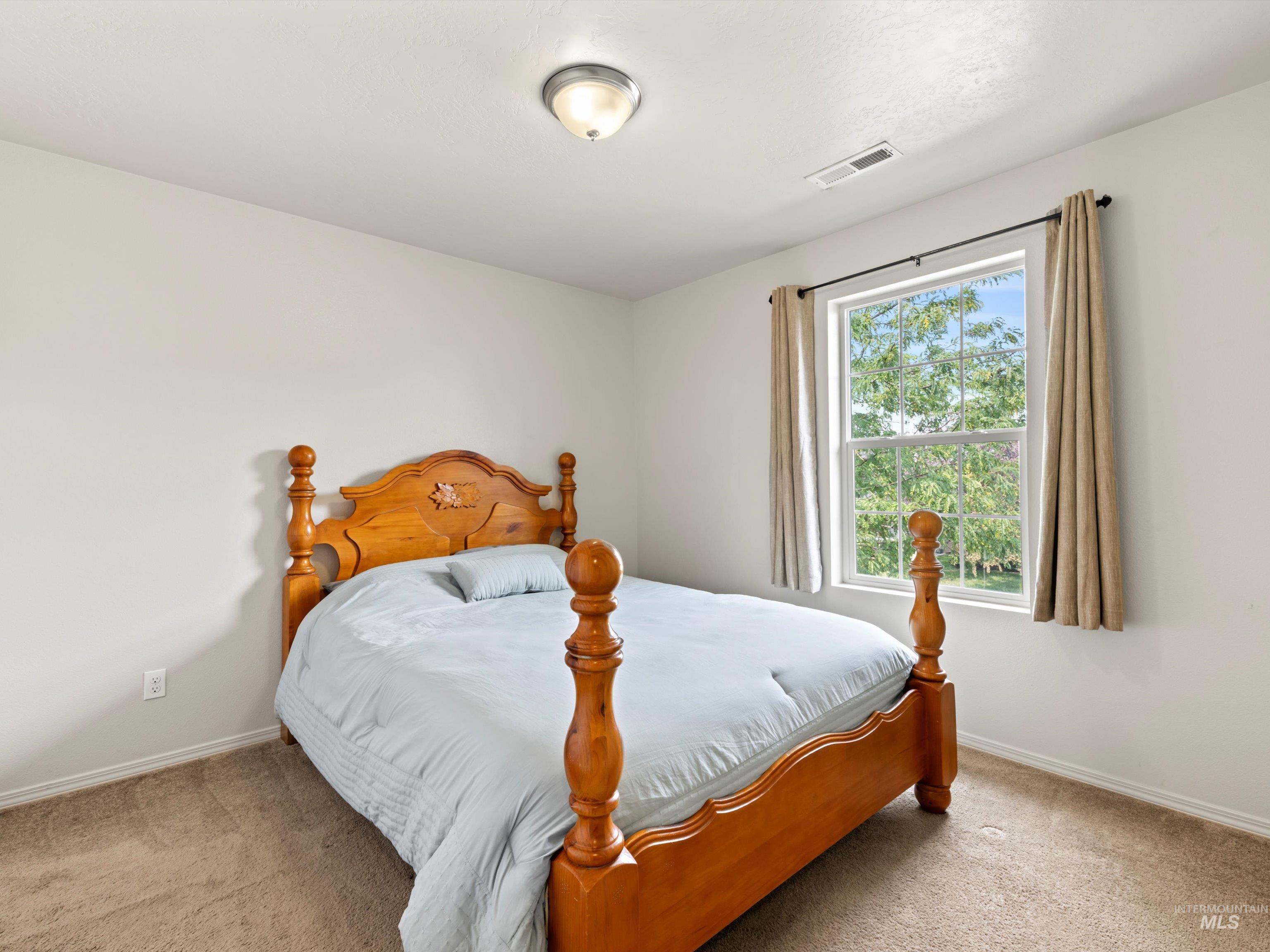 10473 W Jerry Peak St, Boise, Idaho 83709, 3 Bedrooms, 2.5 Bathrooms, Residential For Sale, Price $424,000,MLS 98961726