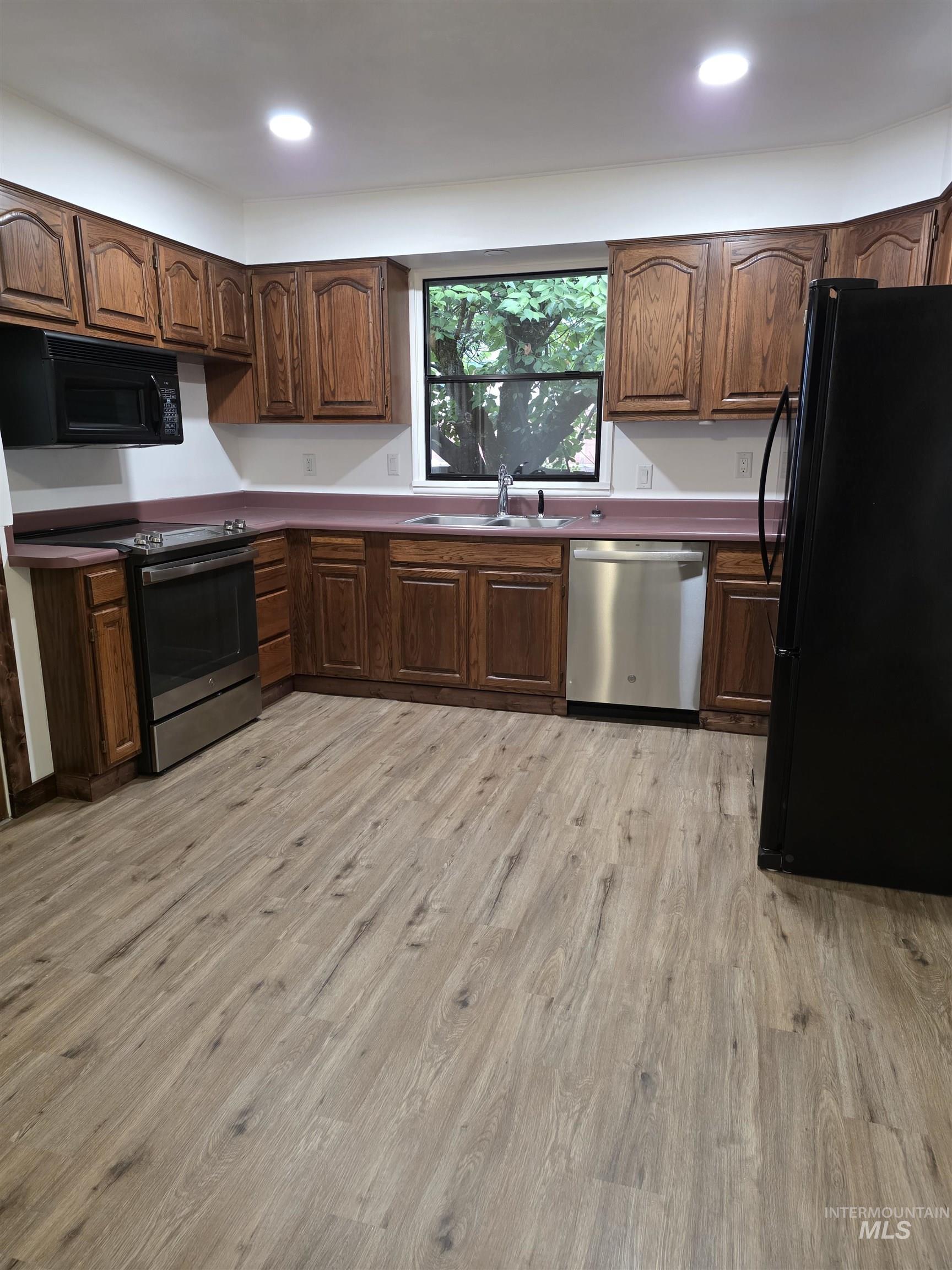 1155 Michigan Avenue, Orofino, Idaho 83544, 3 Bedrooms, 1.5 Bathrooms, Residential For Sale, Price $399,000,MLS 98961745