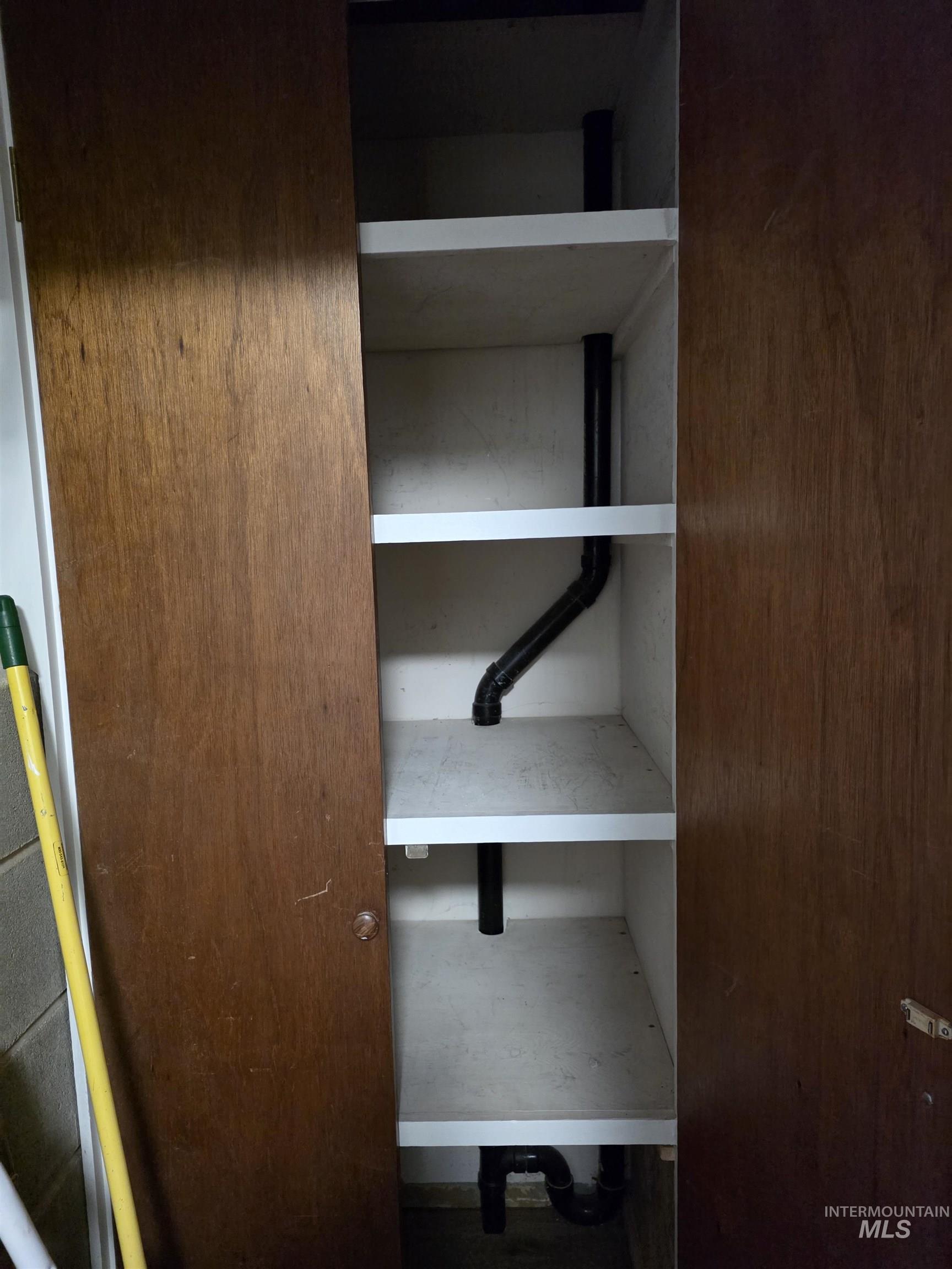 1155 Michigan Avenue, Orofino, Idaho 83544, 3 Bedrooms, 1.5 Bathrooms, Residential For Sale, Price $399,000,MLS 98961745