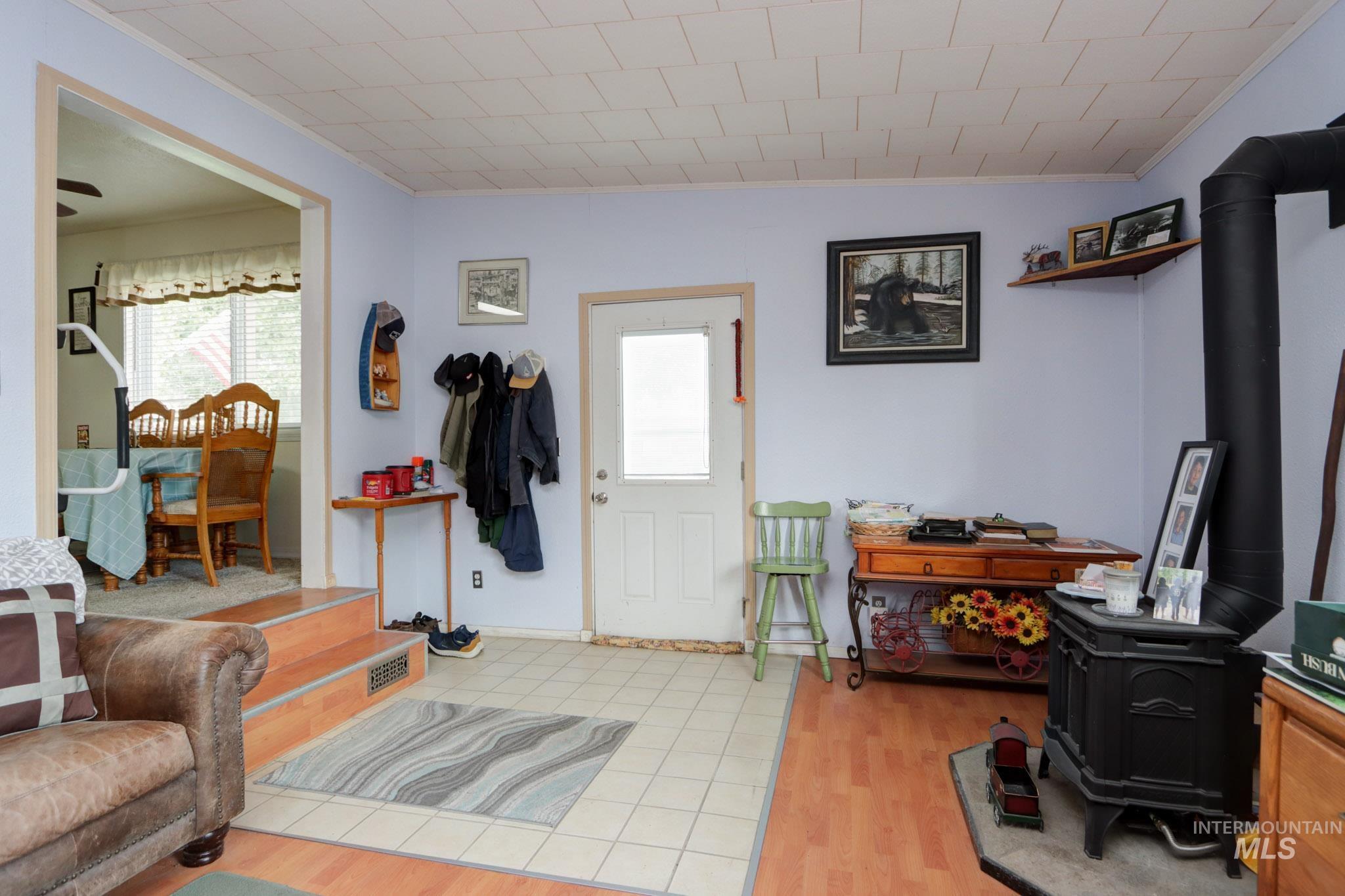 1424 Mill Rd, Emmett, Idaho 83617, 3 Bedrooms, 1 Bathroom, Residential For Sale, Price $445,000,MLS 98961746