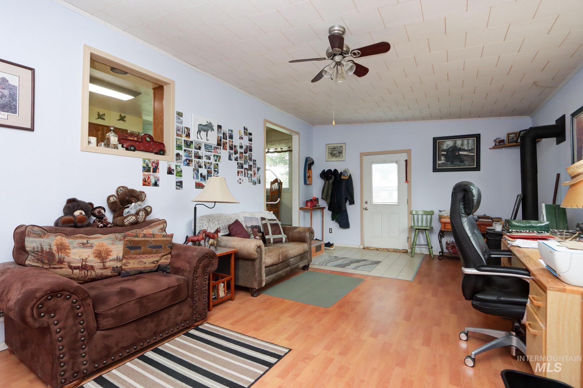 1424 Mill Rd, Emmett, Idaho 83617, 3 Bedrooms, 1 Bathroom, Residential For Sale, Price $445,000,MLS 98961746