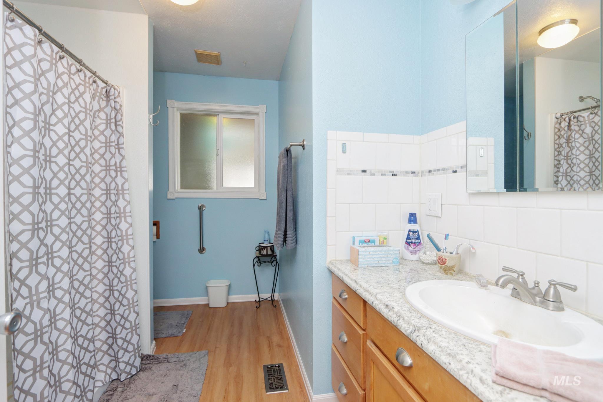 1424 Mill Rd, Emmett, Idaho 83617, 3 Bedrooms, 1 Bathroom, Residential For Sale, Price $445,000,MLS 98961746