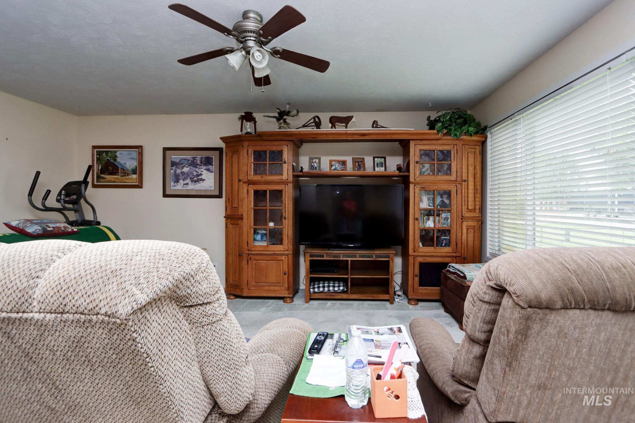 1424 Mill Rd, Emmett, Idaho 83617, 3 Bedrooms, 1 Bathroom, Residential For Sale, Price $450,000,MLS 98961746