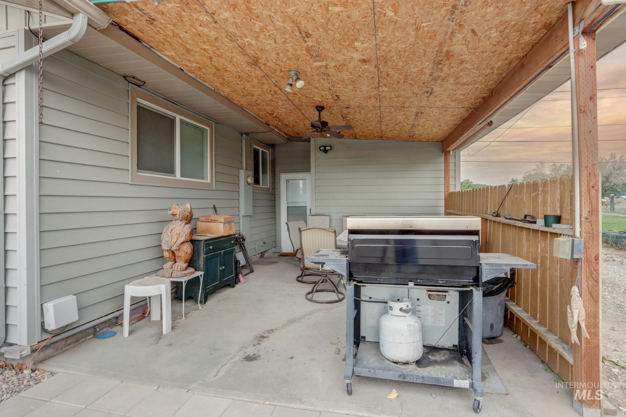 1424 Mill Rd, Emmett, Idaho 83617, 3 Bedrooms, 1 Bathroom, Residential For Sale, Price $445,000,MLS 98961746