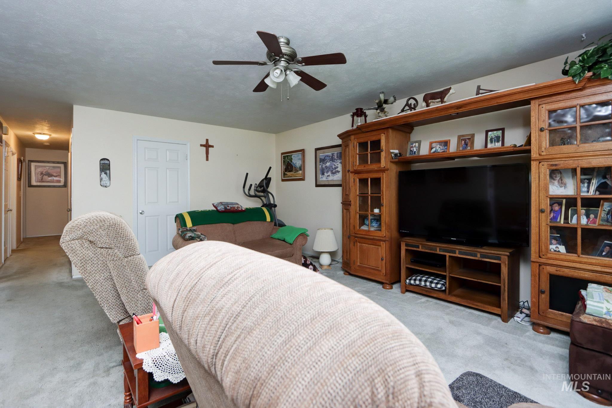 1424 Mill Rd, Emmett, Idaho 83617, 3 Bedrooms, 1 Bathroom, Residential For Sale, Price $445,000,MLS 98961746