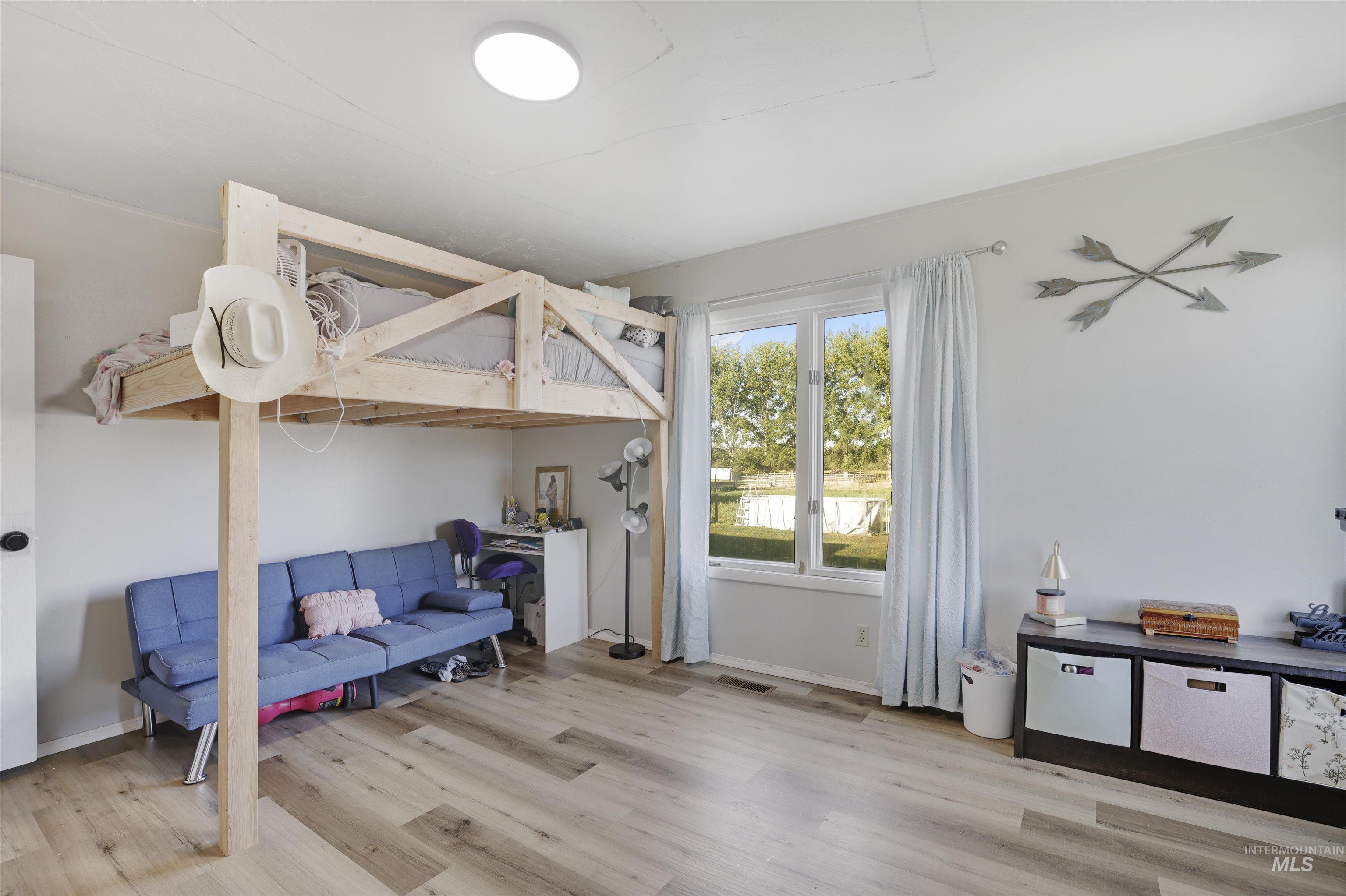 1120 S Stevens Street, Filer, Idaho 83328, 3 Bedrooms, 2 Bathrooms, Residential For Sale, Price $465,000,MLS 98961753