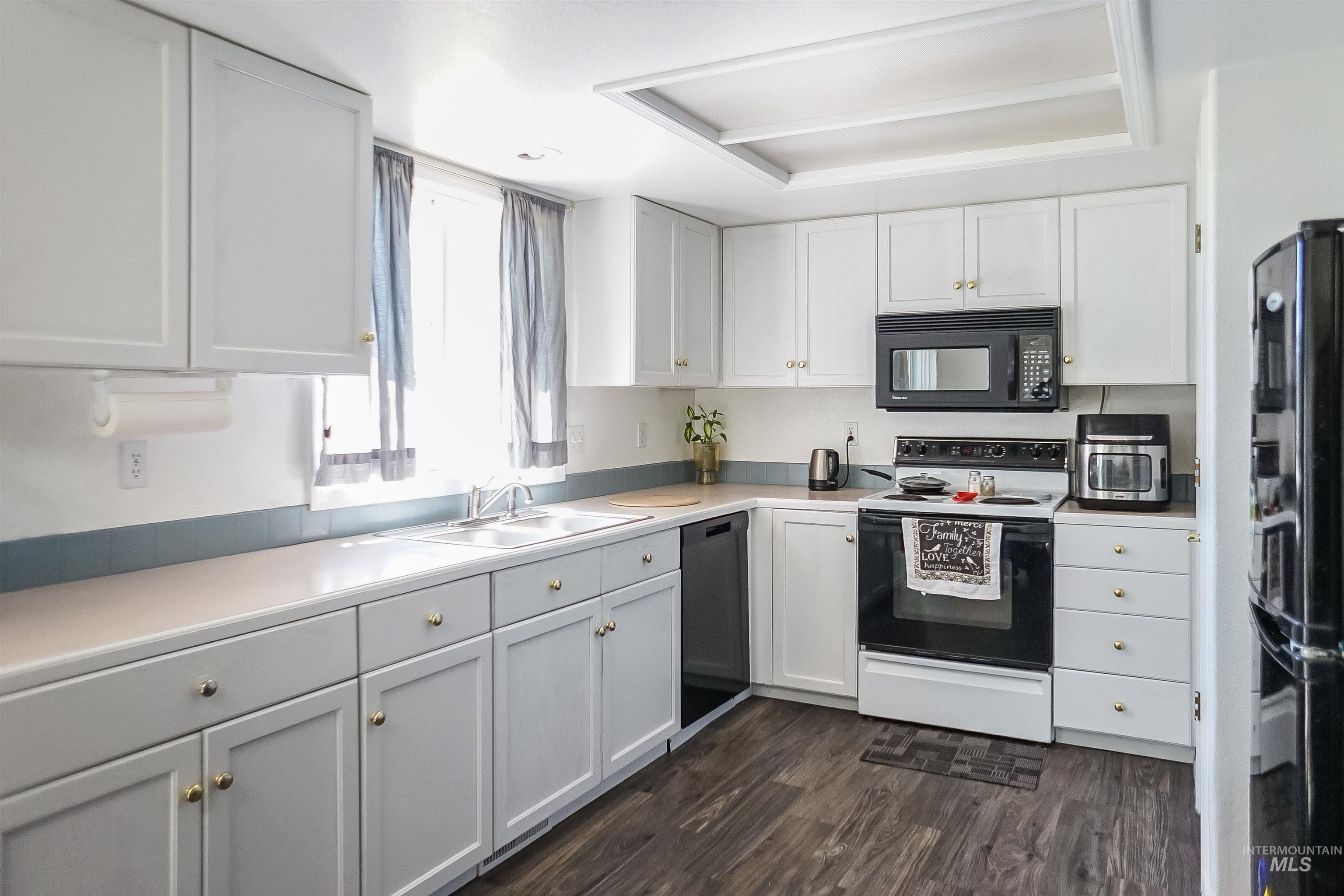 2019 W Snyder Dr, Meridian, Idaho 83642, 3 Bedrooms, 2 Bathrooms, Residential For Sale, Price $389,900,MLS 98961759