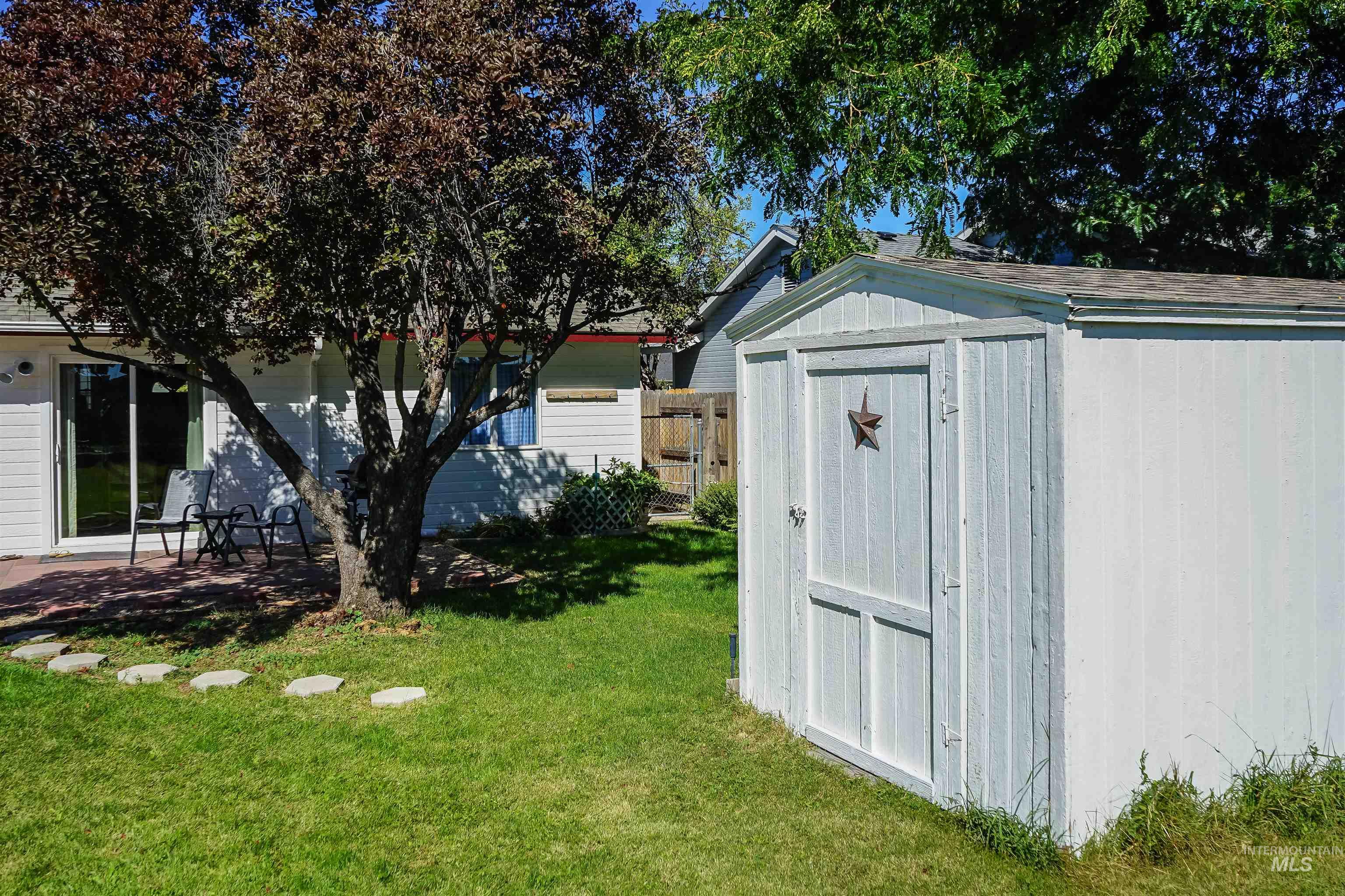 2019 W Snyder Dr, Meridian, Idaho 83642, 3 Bedrooms, 2 Bathrooms, Residential For Sale, Price $389,900,MLS 98961759