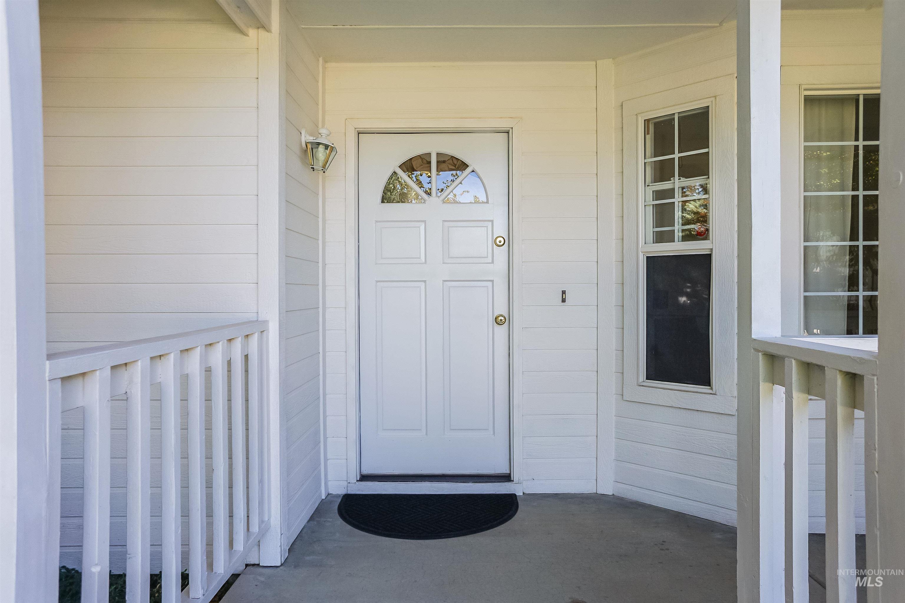 2019 W Snyder Dr, Meridian, Idaho 83642, 3 Bedrooms, 2 Bathrooms, Residential For Sale, Price $389,900,MLS 98961759