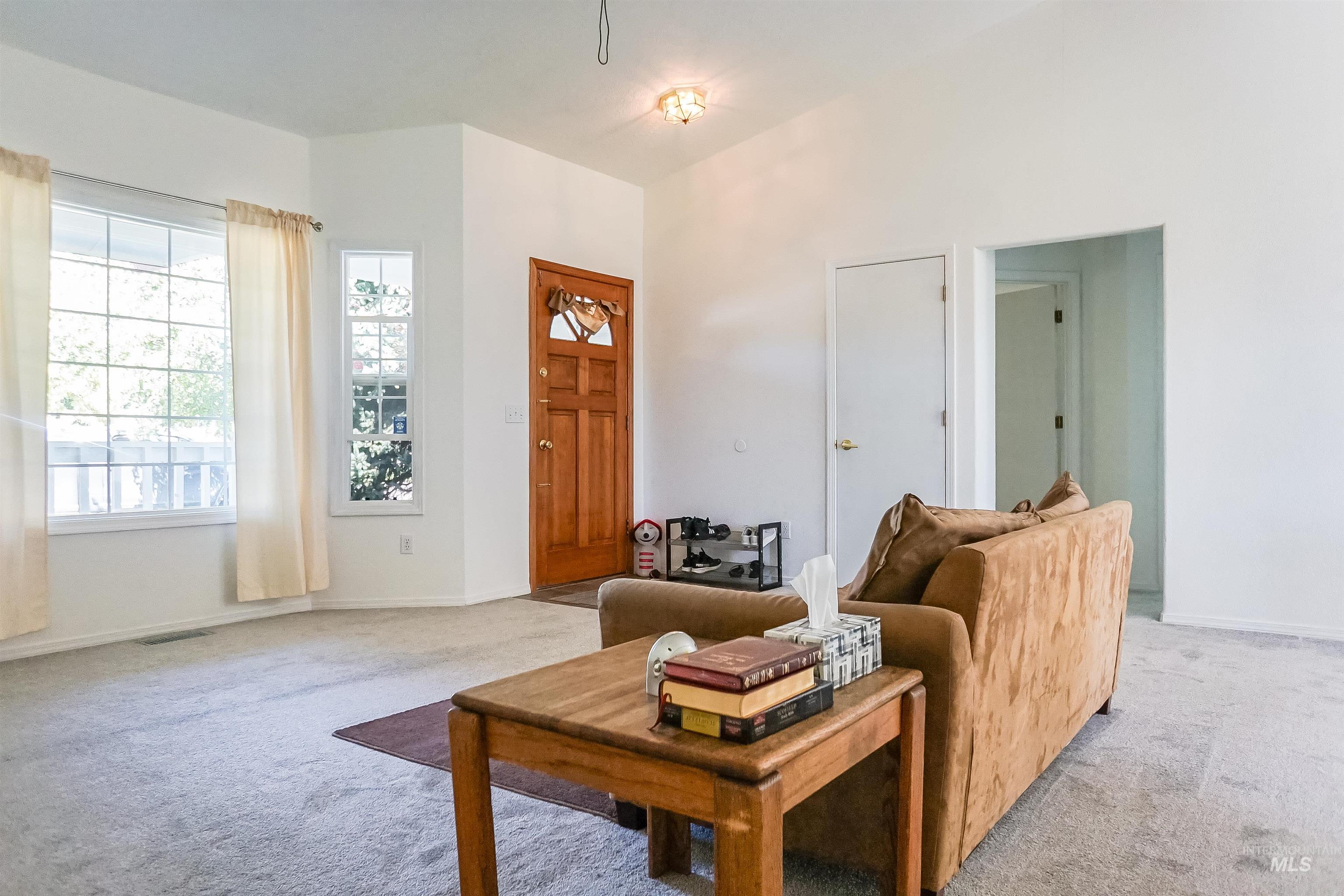 2019 W Snyder Dr, Meridian, Idaho 83642, 3 Bedrooms, 2 Bathrooms, Residential For Sale, Price $389,900,MLS 98961759