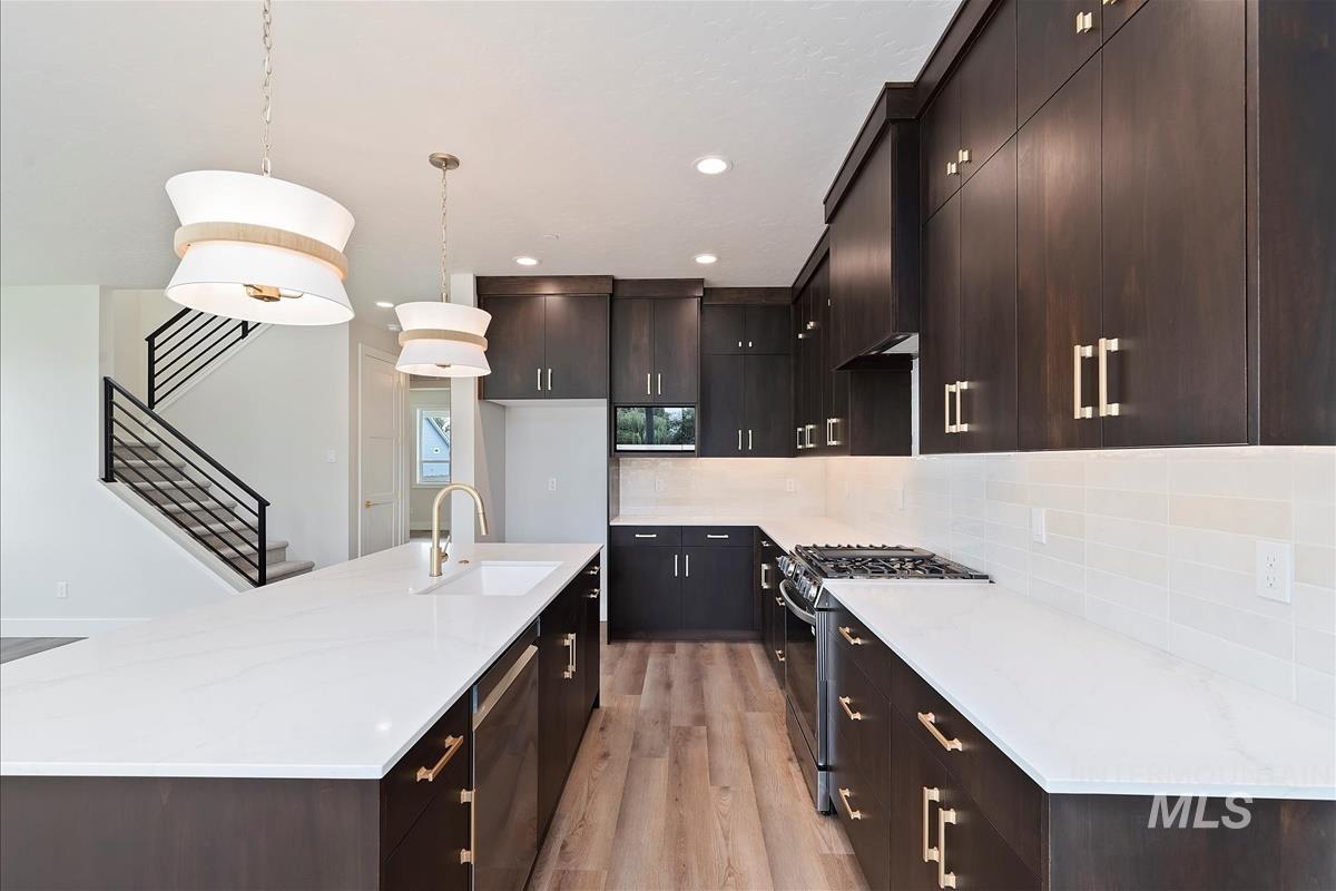 428 Hidden Mill Ct, Middleton, Idaho 83644, 4 Bedrooms, 2.5 Bathrooms, Residential For Sale, Price $589,900,MLS 98961812