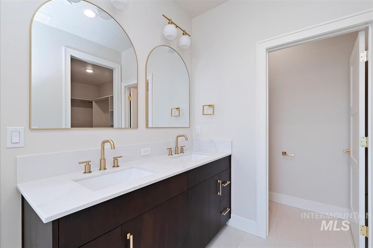 428 Hidden Mill Ct, Middleton, Idaho 83644, 4 Bedrooms, 2.5 Bathrooms, Residential For Sale, Price $589,900,MLS 98961812