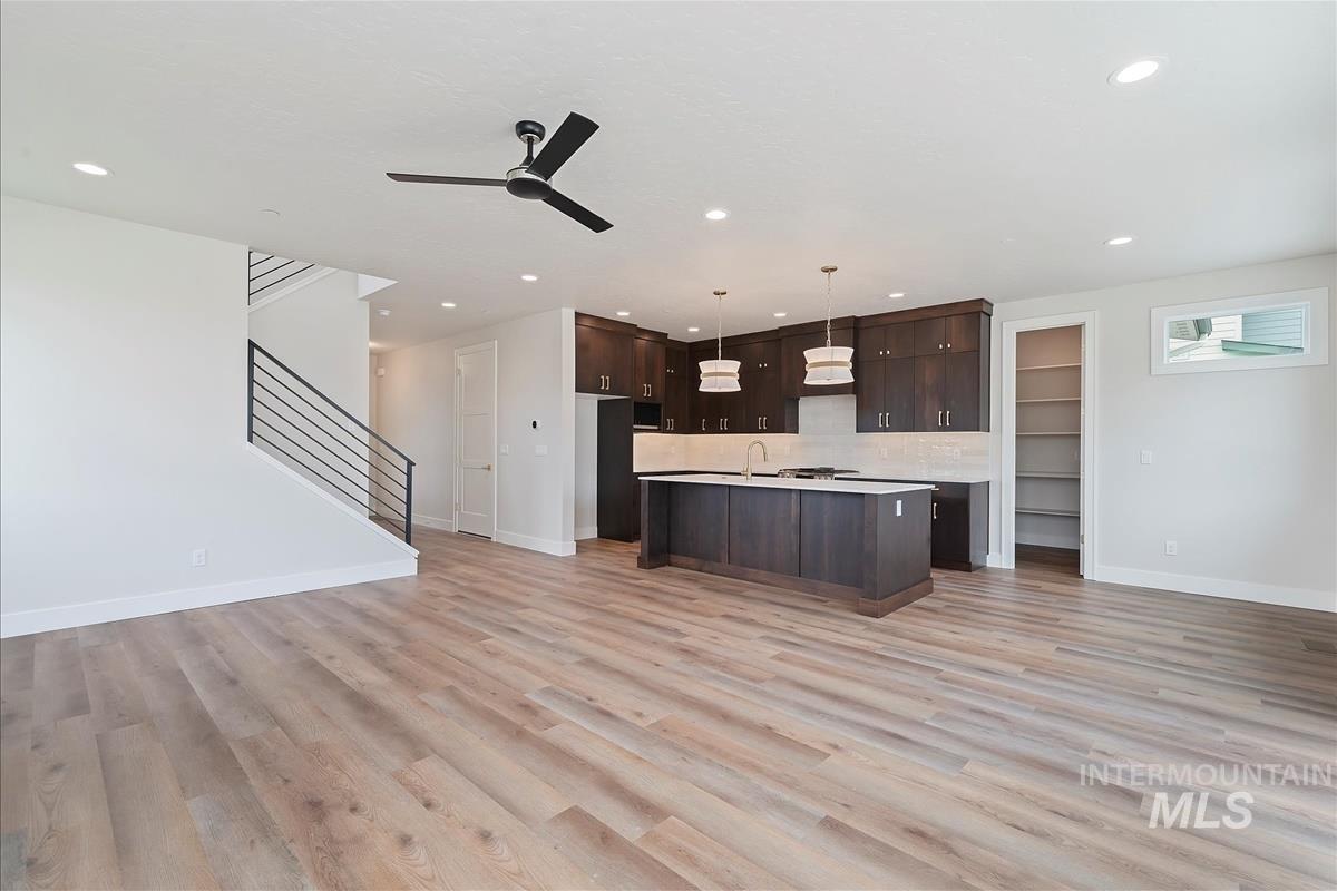 428 Hidden Mill Ct, Middleton, Idaho 83644, 4 Bedrooms, 2.5 Bathrooms, Residential For Sale, Price $589,900,MLS 98961812