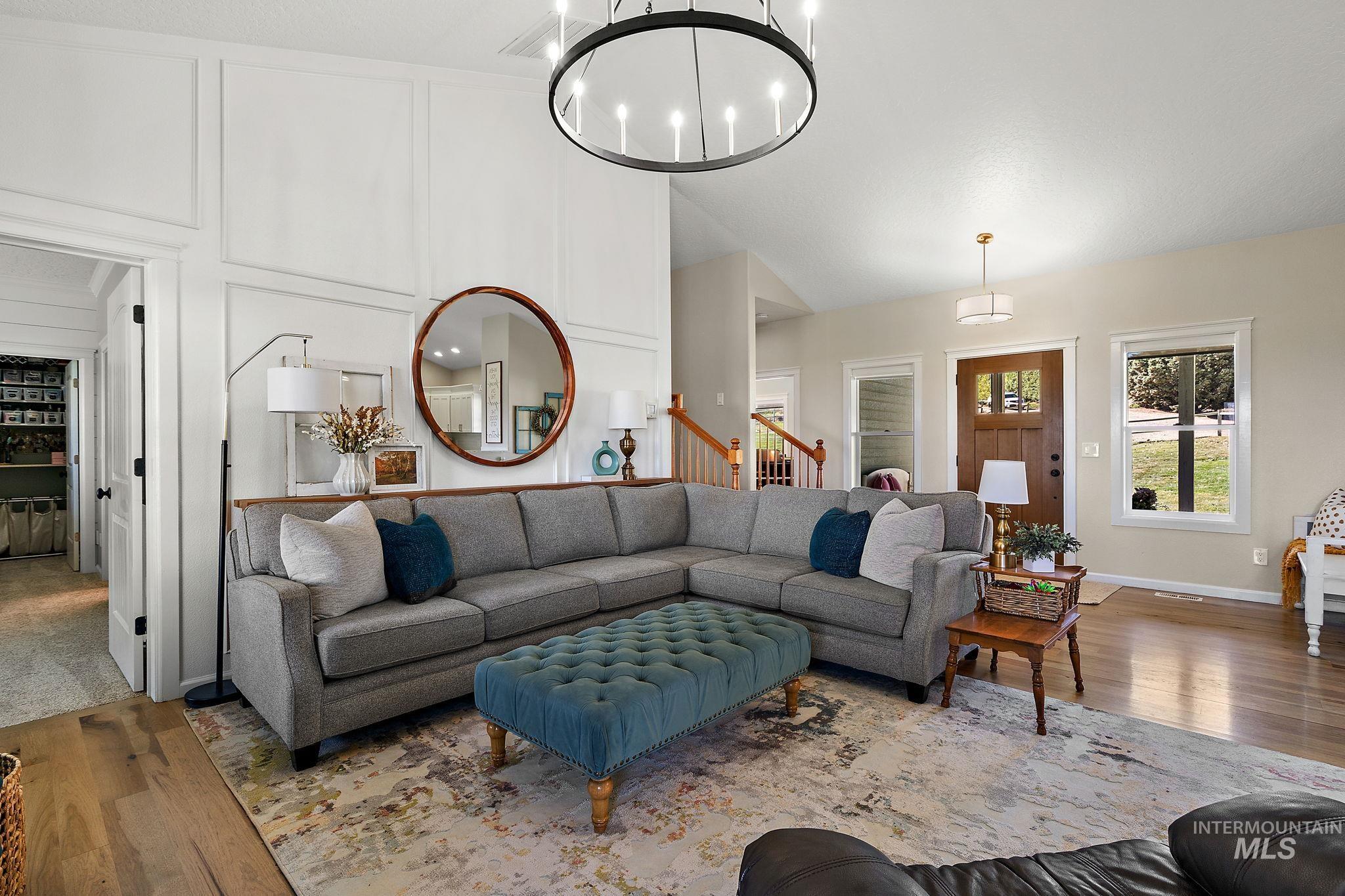 18018 Artist Way, Caldwell, Idaho 83607, 4 Bedrooms, 2.5 Bathrooms, Residential For Sale, Price $814,999,MLS 98961816