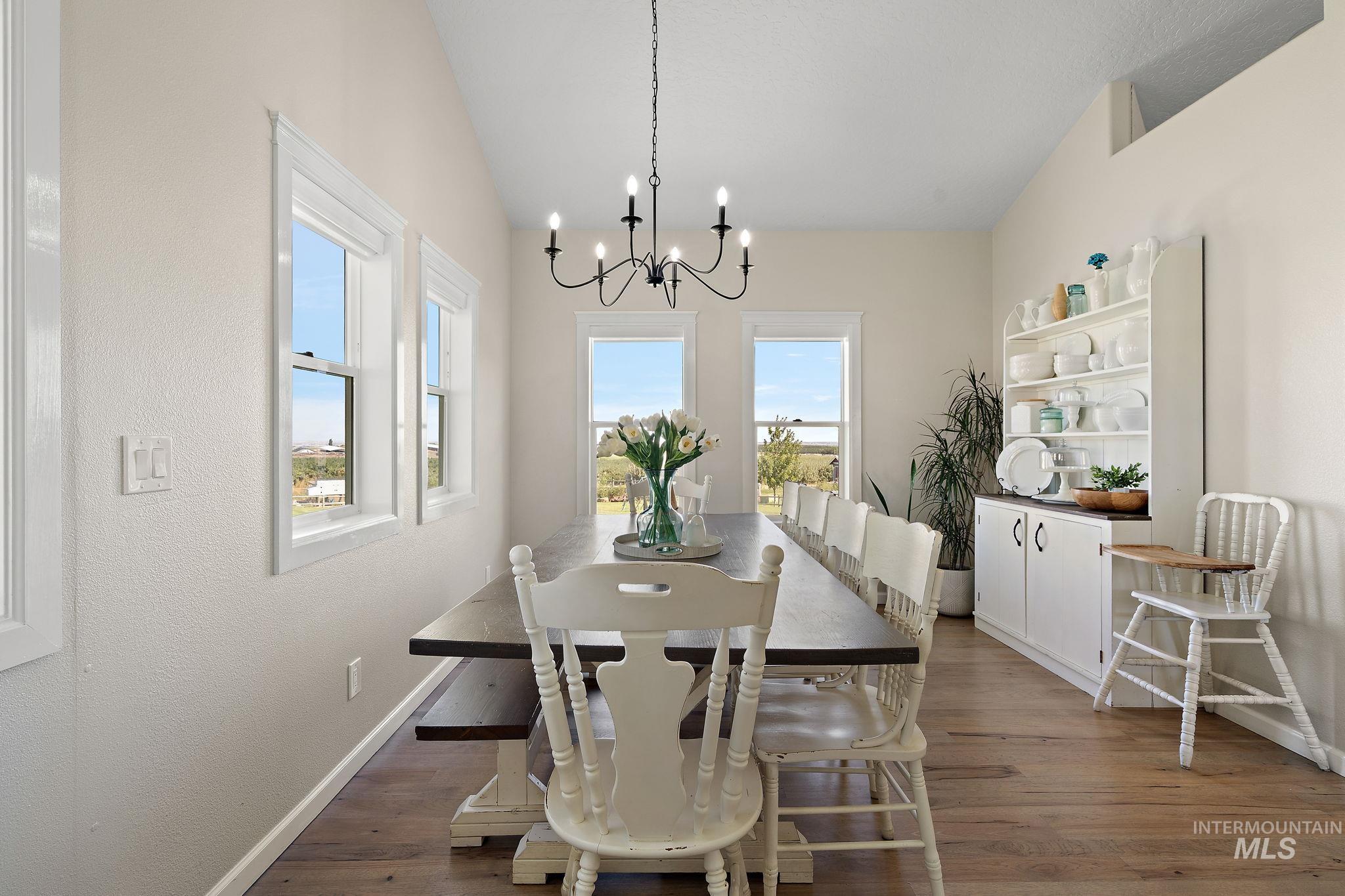 18018 Artist Way, Caldwell, Idaho 83607, 4 Bedrooms, 2.5 Bathrooms, Residential For Sale, Price $814,999,MLS 98961816