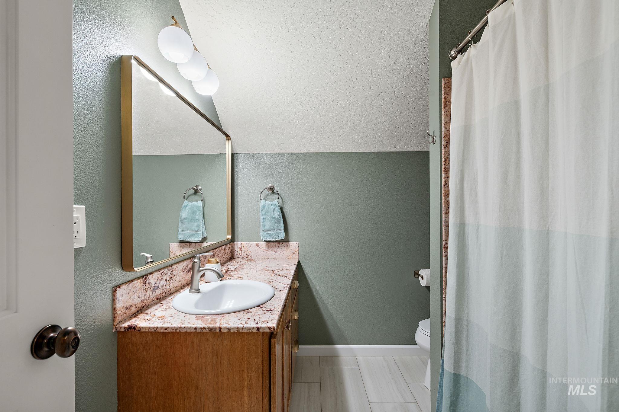 18018 Artist Way, Caldwell, Idaho 83607, 4 Bedrooms, 2.5 Bathrooms, Residential For Sale, Price $814,999,MLS 98961816