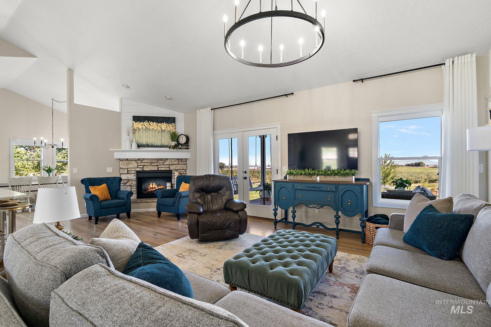 18018 Artist Way, Caldwell, Idaho 83607, 4 Bedrooms, 2.5 Bathrooms, Residential For Sale, Price $814,999,MLS 98961816