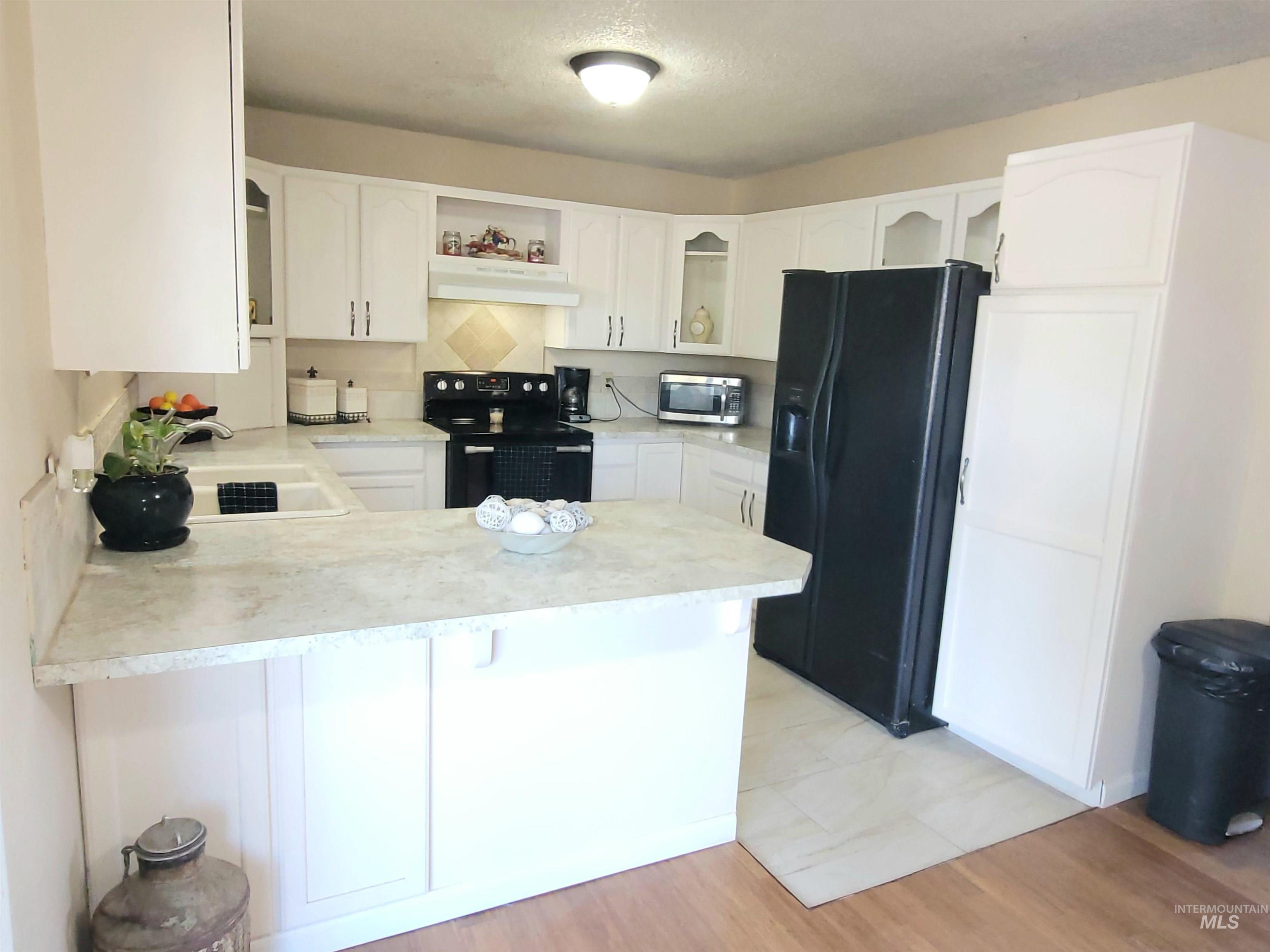 2020 Powers Ave., Lewiston, Idaho 83501, 4 Bedrooms, 2 Bathrooms, Residential For Sale, Price $424,900, 98961826
