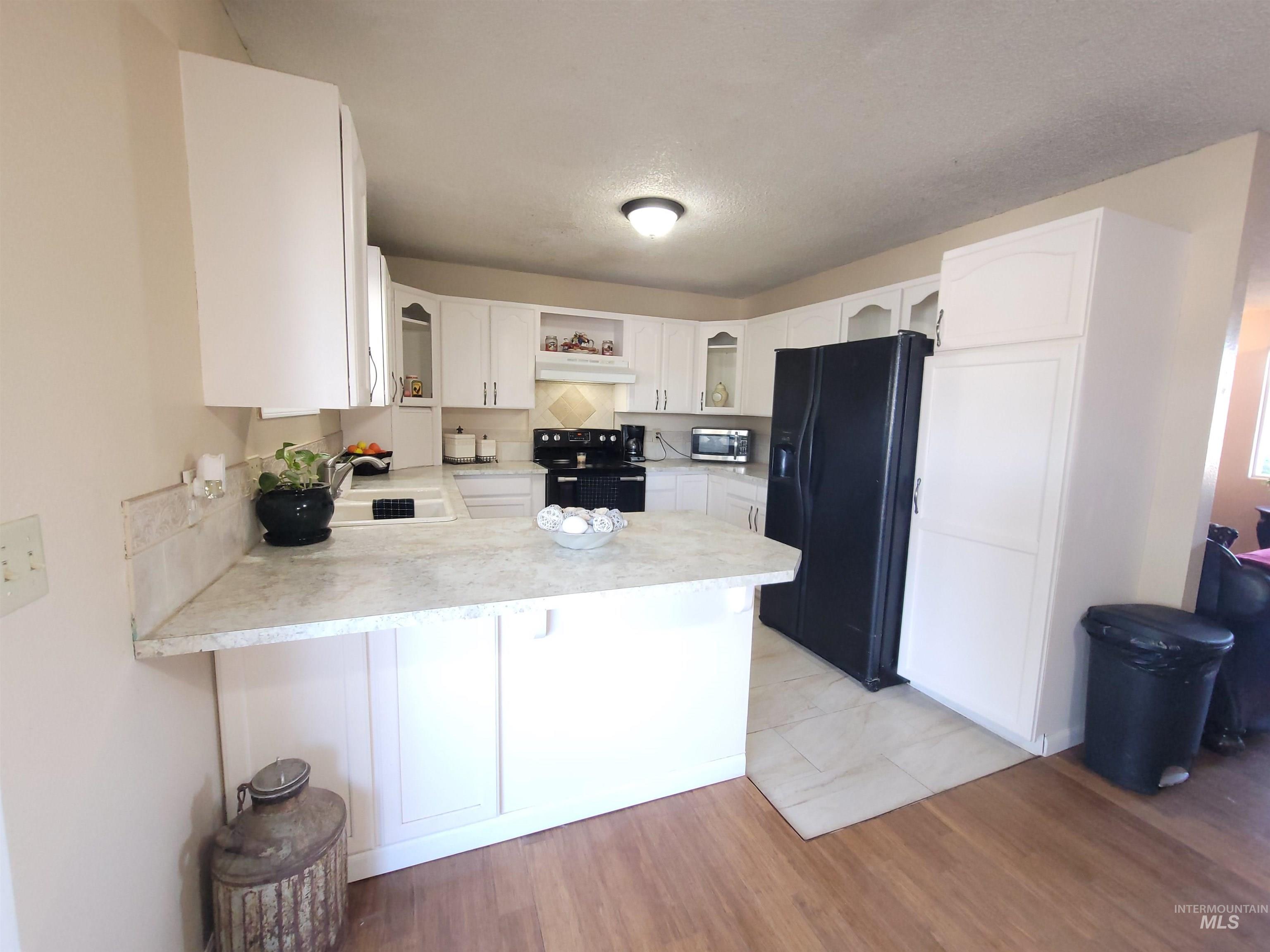 2020 Powers Ave., Lewiston, Idaho 83501, 4 Bedrooms, 2 Bathrooms, Residential For Sale, Price $427,900, 98961826