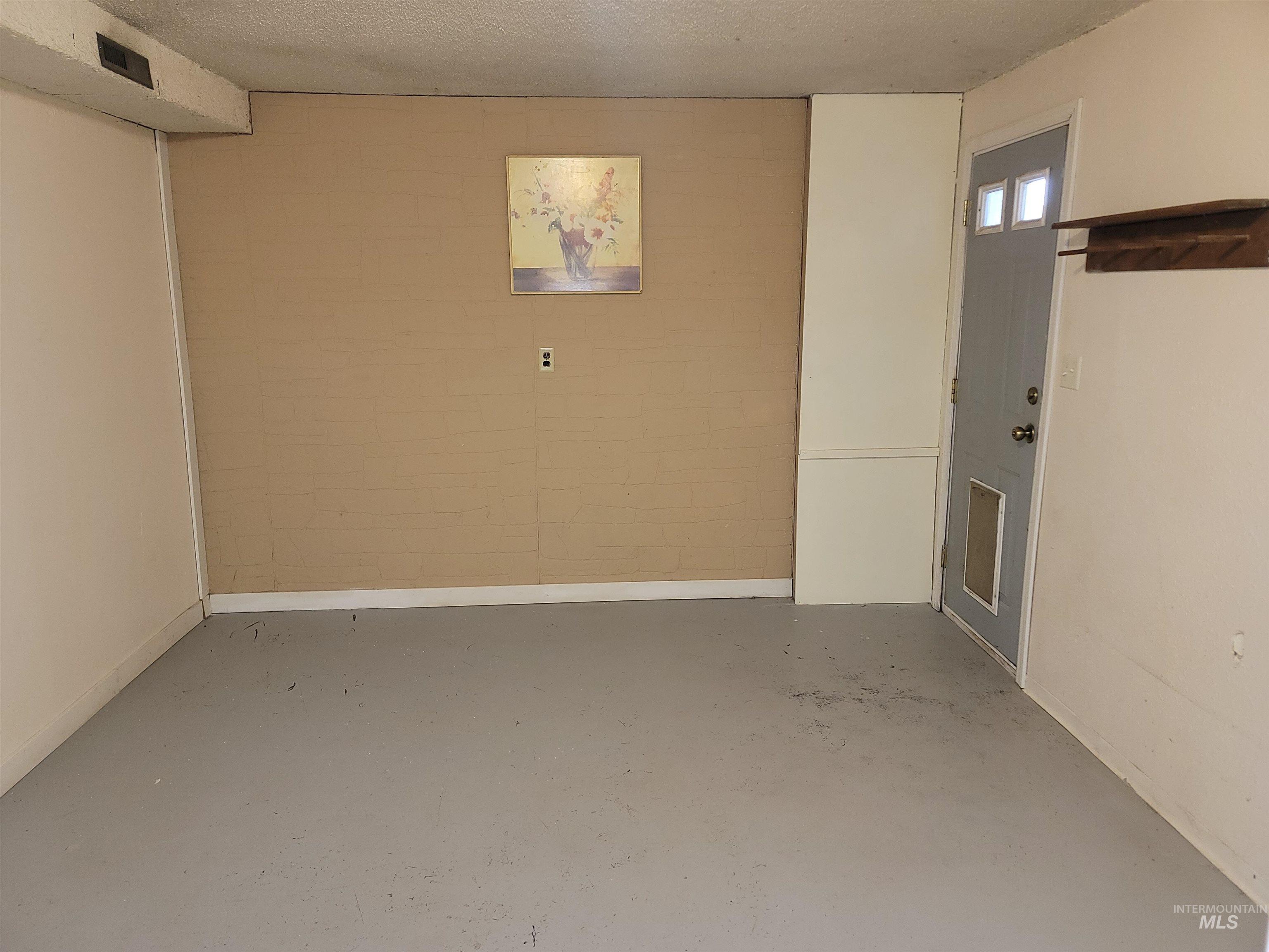 2020 Powers Ave., Lewiston, Idaho 83501, 4 Bedrooms, 2 Bathrooms, Residential For Sale, Price $427,900, 98961826