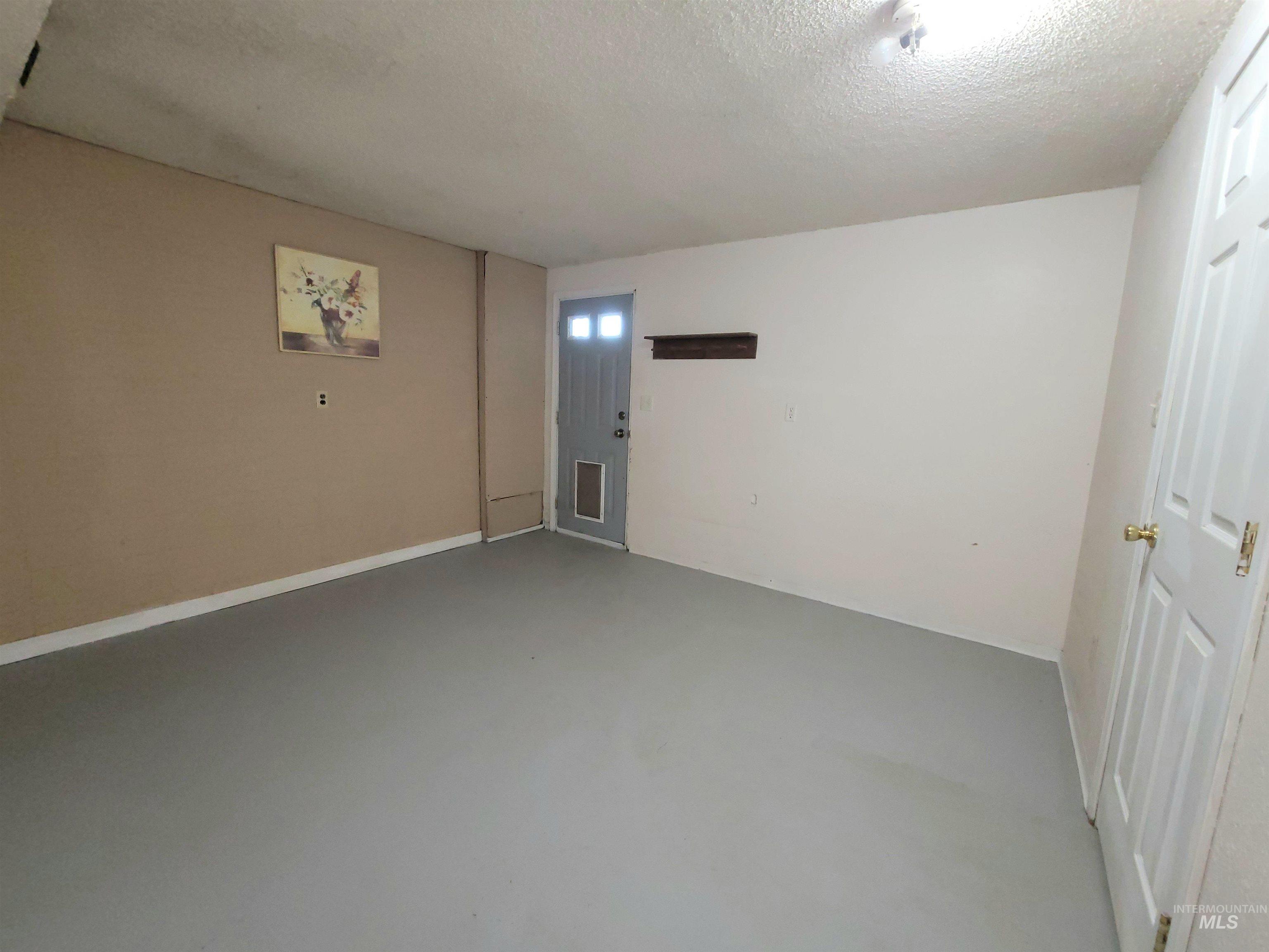 2020 Powers Ave., Lewiston, Idaho 83501, 4 Bedrooms, 2 Bathrooms, Residential For Sale, Price $431,900,MLS 98961826