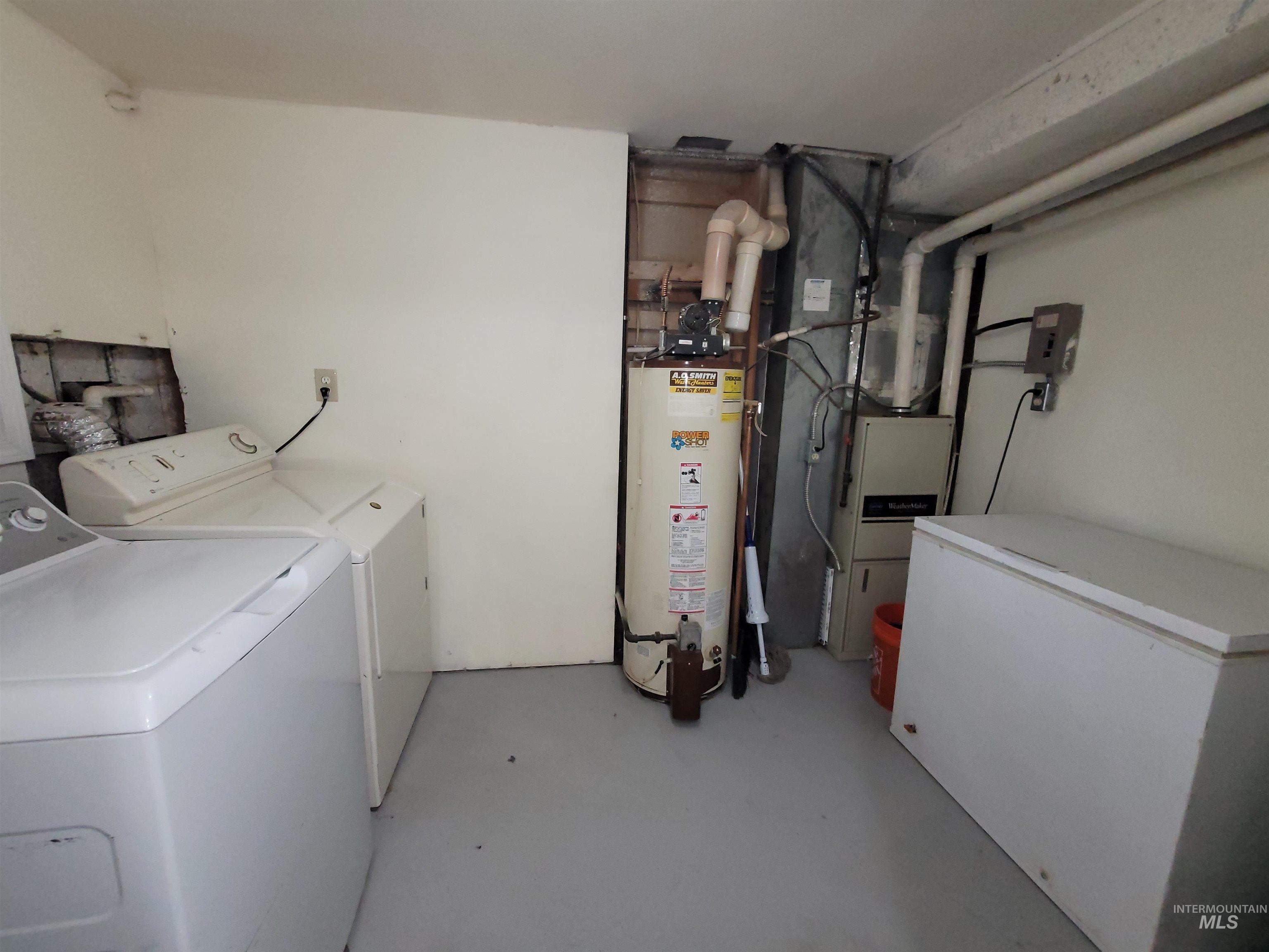 2020 Powers Ave., Lewiston, Idaho 83501, 4 Bedrooms, 2 Bathrooms, Residential For Sale, Price $431,900,MLS 98961826