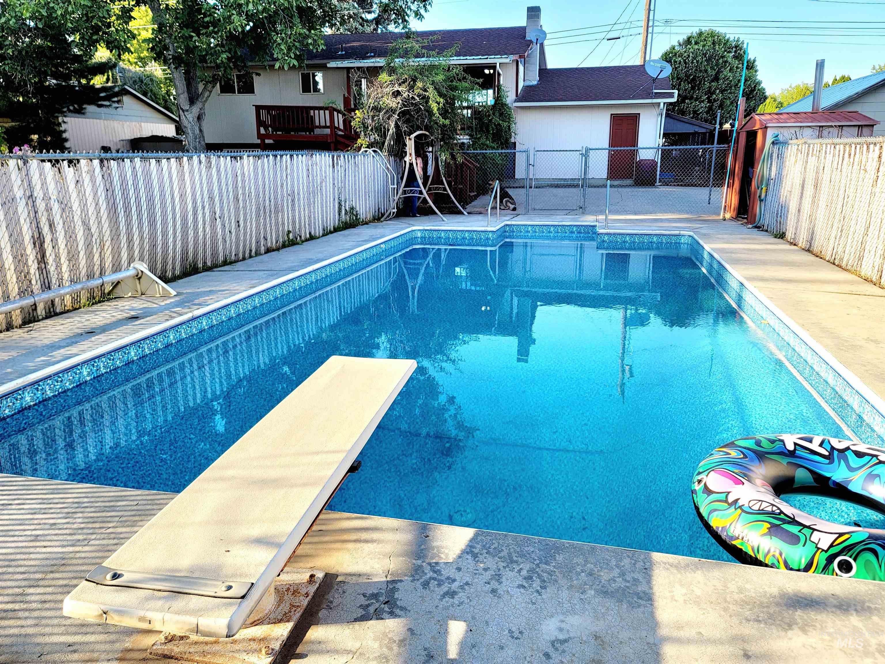 2020 Powers Ave., Lewiston, Idaho 83501, 4 Bedrooms, 2 Bathrooms, Residential For Sale, Price $431,900,MLS 98961826