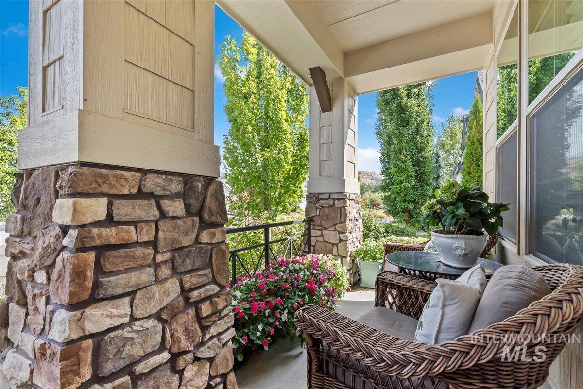 3891 W Farm View Dr, Boise, Idaho 83714, 3 Bedrooms, 2.5 Bathrooms, Residential For Sale, Price $795,000, 98961829