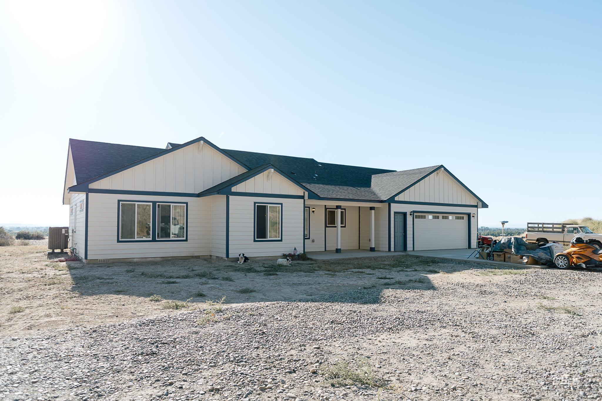 456 Thayer Drive, Ontario, Oregon 97914-0000, 3 Bedrooms, 2.5 Bathrooms, Residential For Sale, Price $605,000, 98961837