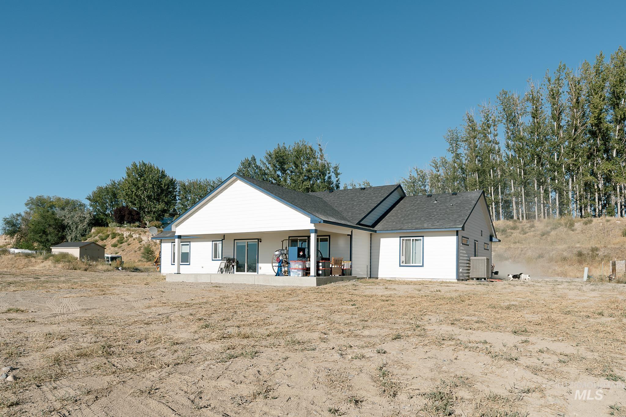 456 Thayer Drive, Ontario, Oregon 97914-0000, 3 Bedrooms, 2.5 Bathrooms, Residential For Sale, Price $605,000, 98961837