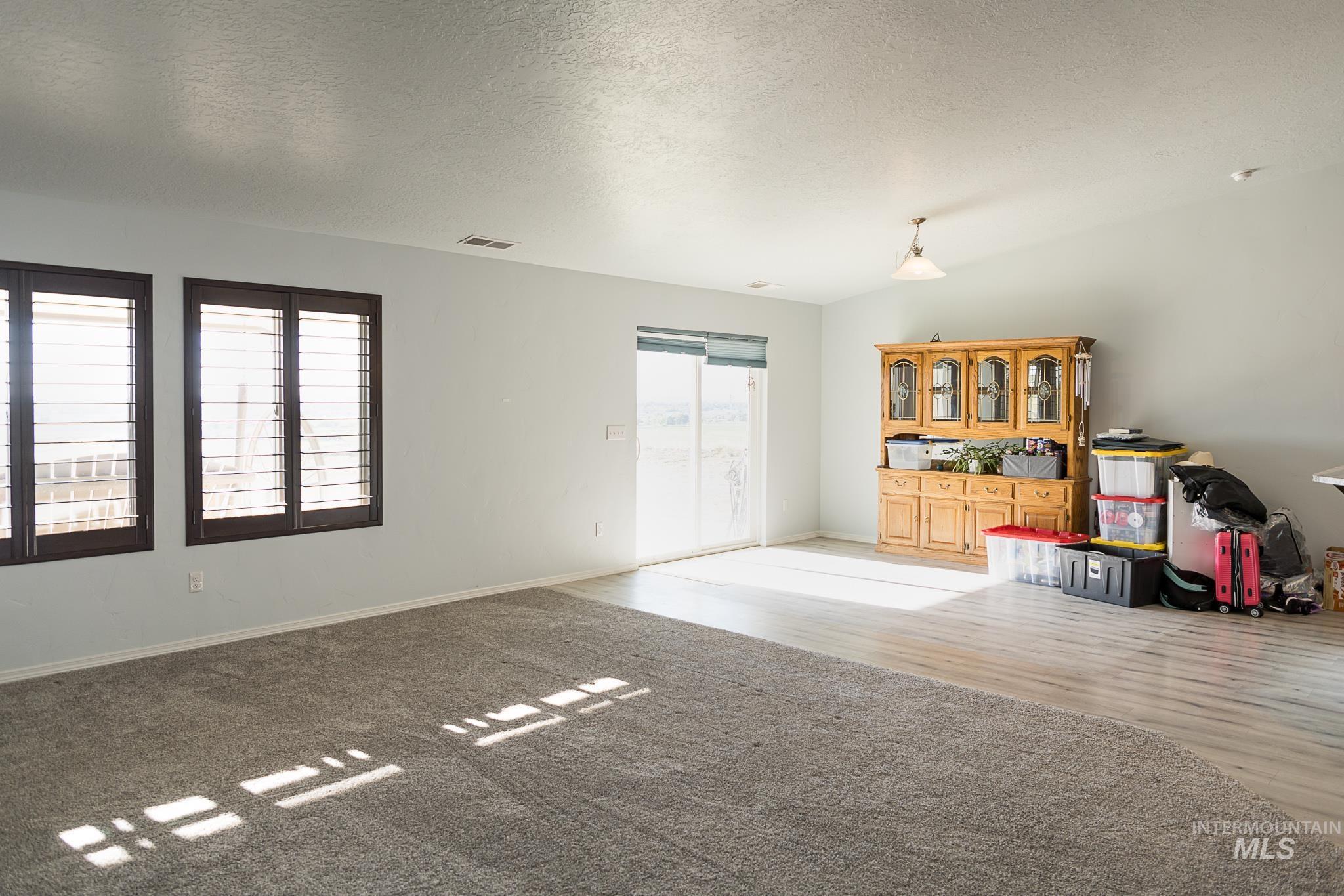 456 Thayer Drive, Ontario, Oregon 97914-0000, 3 Bedrooms, 2.5 Bathrooms, Residential For Sale, Price $605,000, 98961837