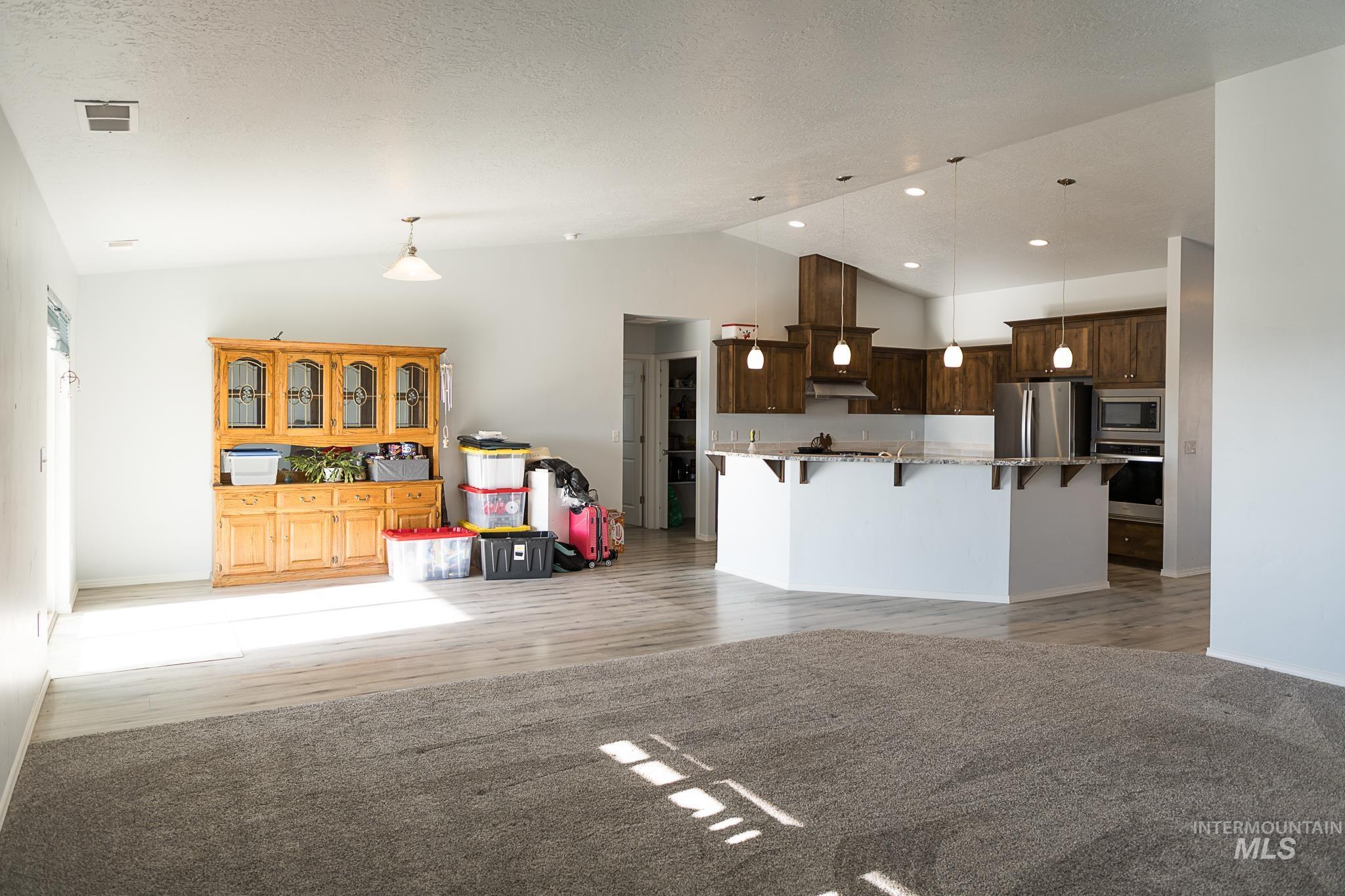 456 Thayer Drive, Ontario, Oregon 97914-0000, 3 Bedrooms, 2.5 Bathrooms, Residential For Sale, Price $605,000, 98961837