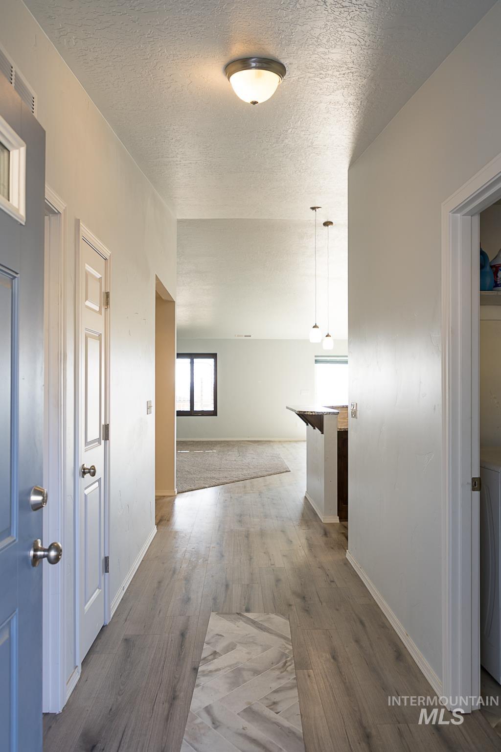 456 Thayer Drive, Ontario, Oregon 97914-0000, 3 Bedrooms, 2.5 Bathrooms, Residential For Sale, Price $605,000, 98961837