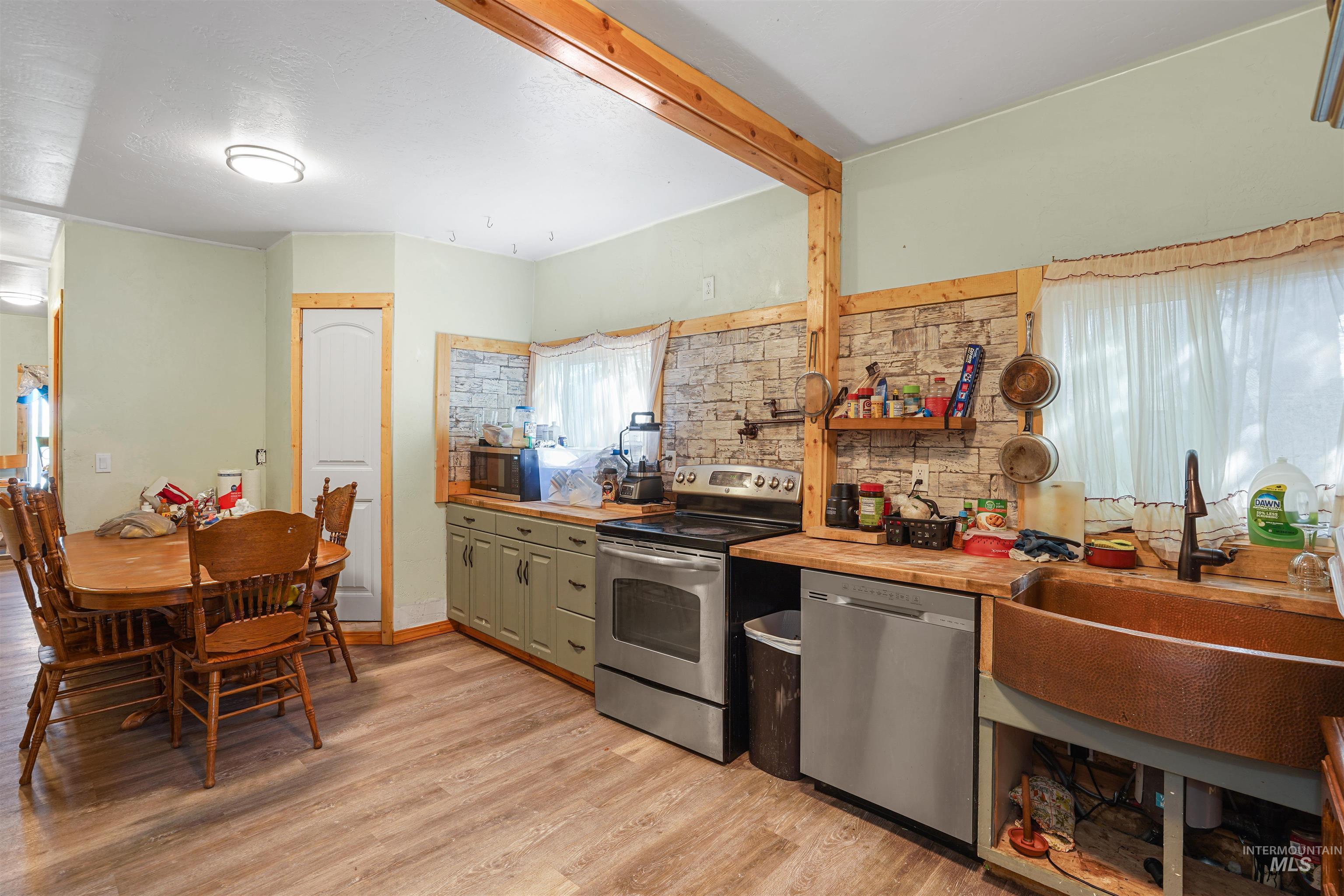 60 S 850 E, Declo, Idaho 83323, 2 Bedrooms, 1 Bathroom, Residential For Sale, Price $280,000,MLS 98961839