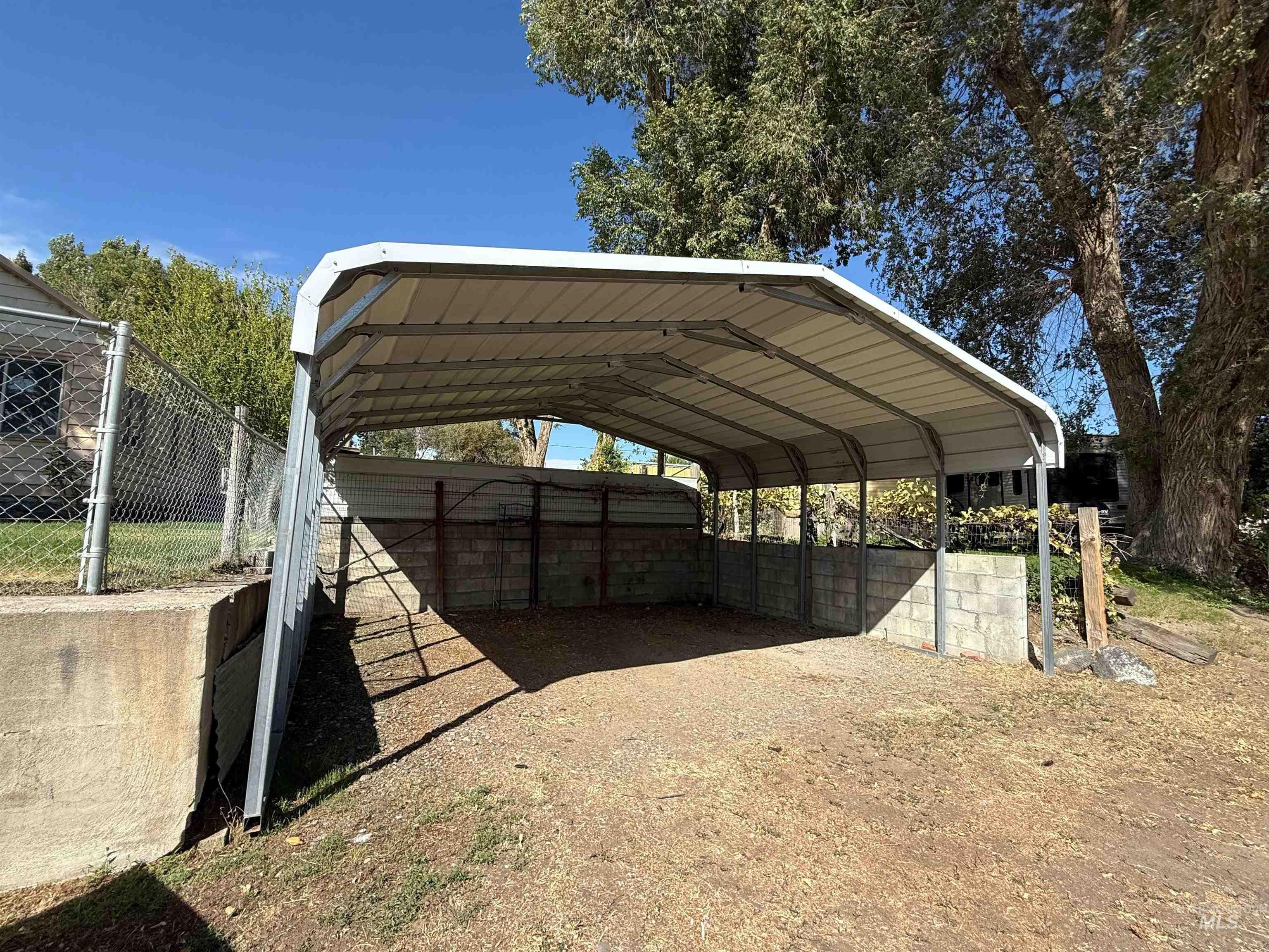 444 E 4th Ave, Glenns Ferry, Idaho 83623, 5 Bedrooms, 2 Bathrooms, Residential For Sale, Price $249,900,MLS 98961845