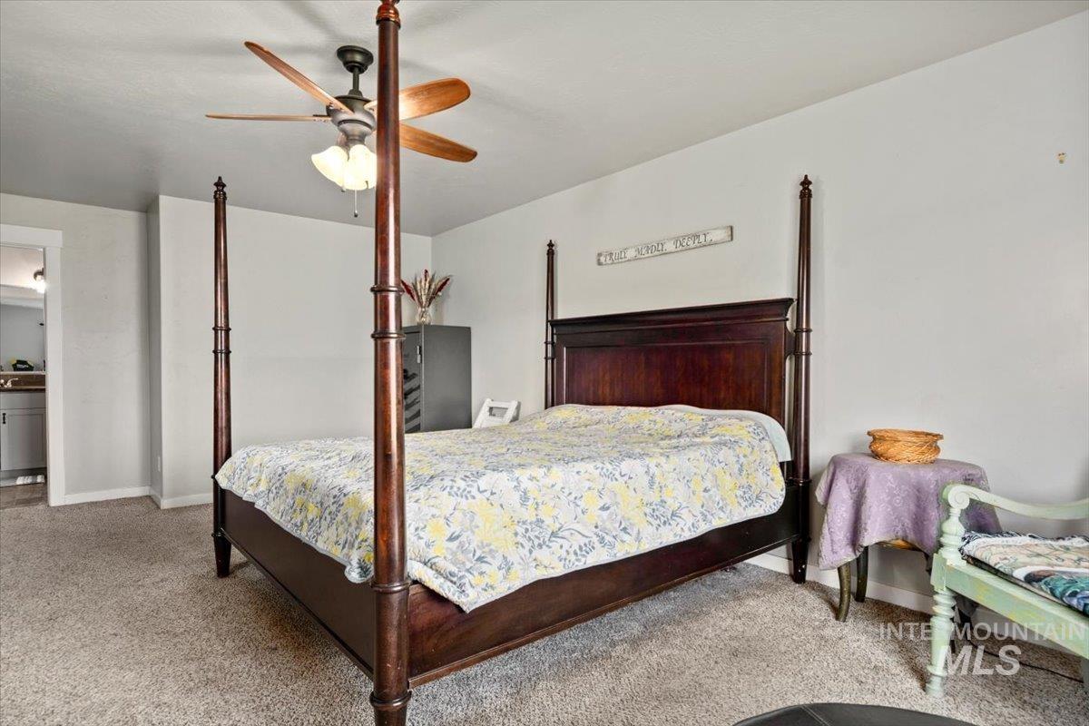 34 Deirdre Dr, Horseshoe Bend, Idaho 83629, 4 Bedrooms, 2.5 Bathrooms, Residential For Sale, Price $1,380,000,MLS 98961849