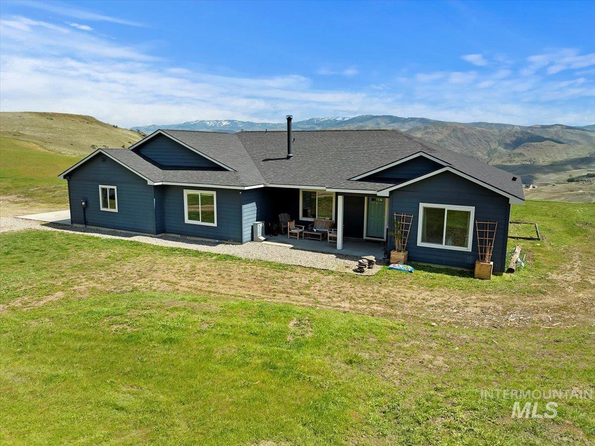 34 Deirdre Dr, Horseshoe Bend, Idaho 83629, 4 Bedrooms, 2.5 Bathrooms, Residential For Sale, Price $1,380,000,MLS 98961849