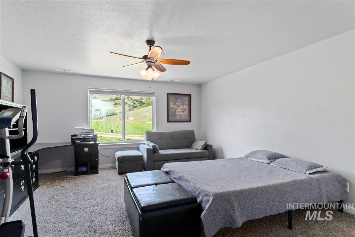 34 Deirdre Dr, Horseshoe Bend, Idaho 83629, 4 Bedrooms, 2.5 Bathrooms, Residential For Sale, Price $1,380,000,MLS 98961849