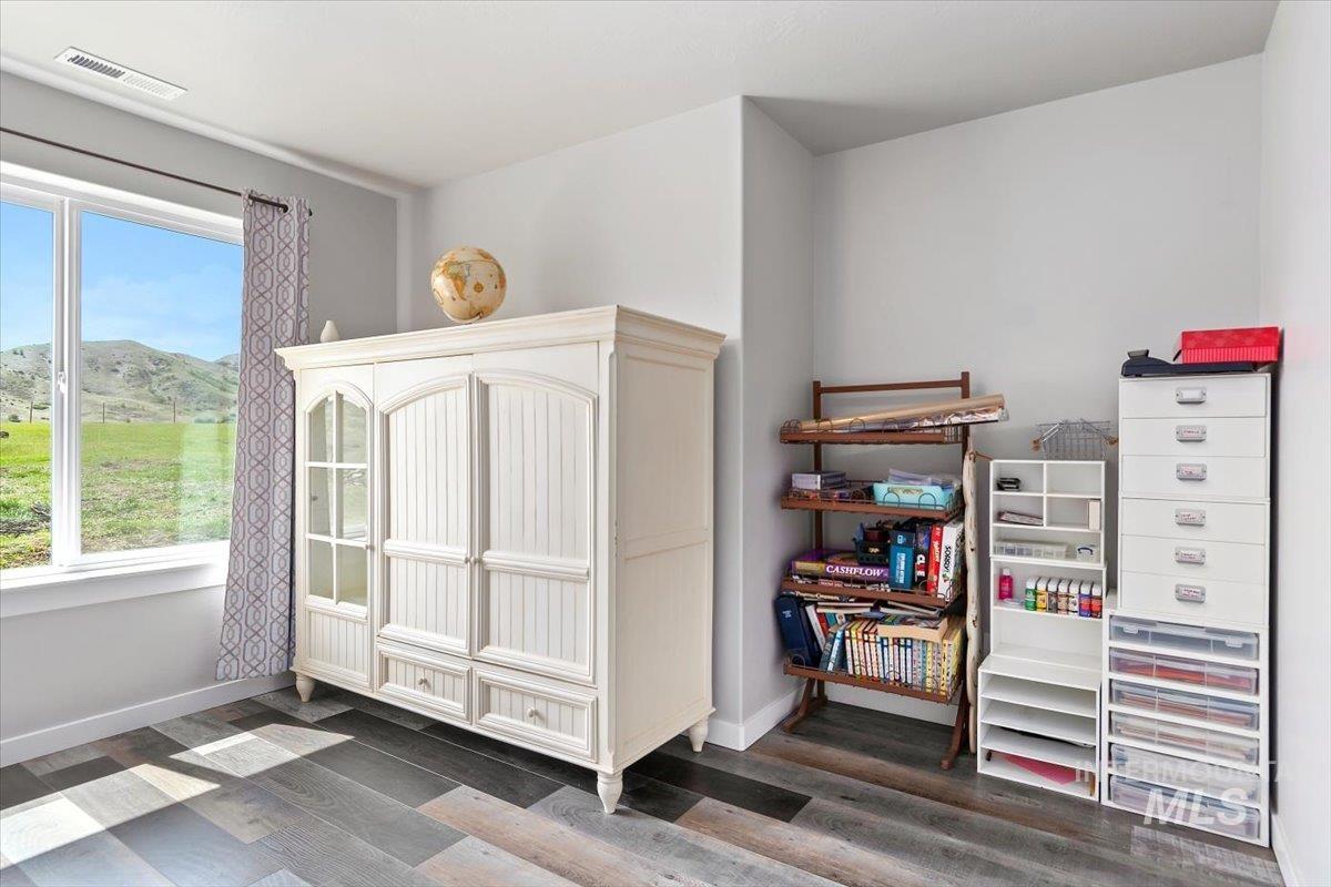 34 Deirdre Dr, Horseshoe Bend, Idaho 83629, 4 Bedrooms, 2.5 Bathrooms, Residential For Sale, Price $1,380,000,MLS 98961849