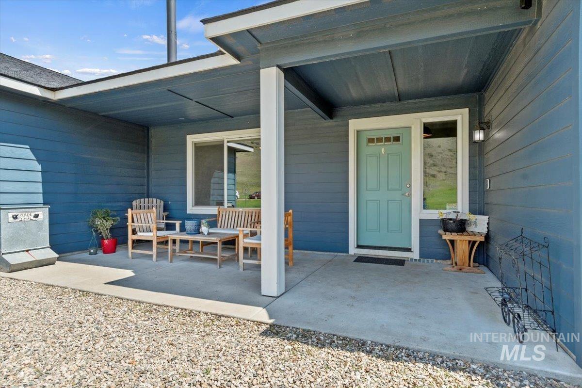 34 Deirdre Dr, Horseshoe Bend, Idaho 83629, 4 Bedrooms, 2.5 Bathrooms, Residential For Sale, Price $1,380,000,MLS 98961849