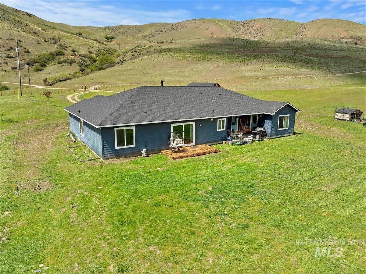 34 Deirdre Dr, Horseshoe Bend, Idaho 83629, 4 Bedrooms, 2.5 Bathrooms, Residential For Sale, Price $1,380,000,MLS 98961849