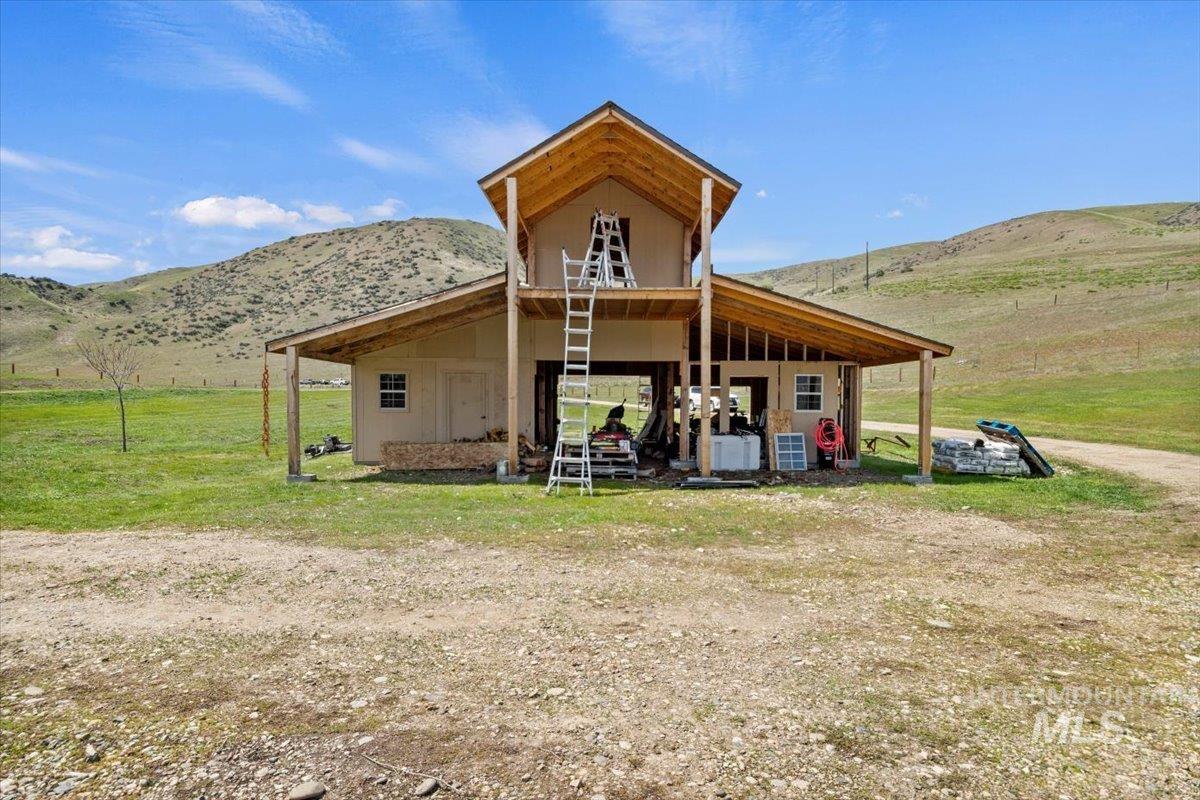 34 Deirdre Dr, Horseshoe Bend, Idaho 83629, 4 Bedrooms, 2.5 Bathrooms, Residential For Sale, Price $1,380,000,MLS 98961849