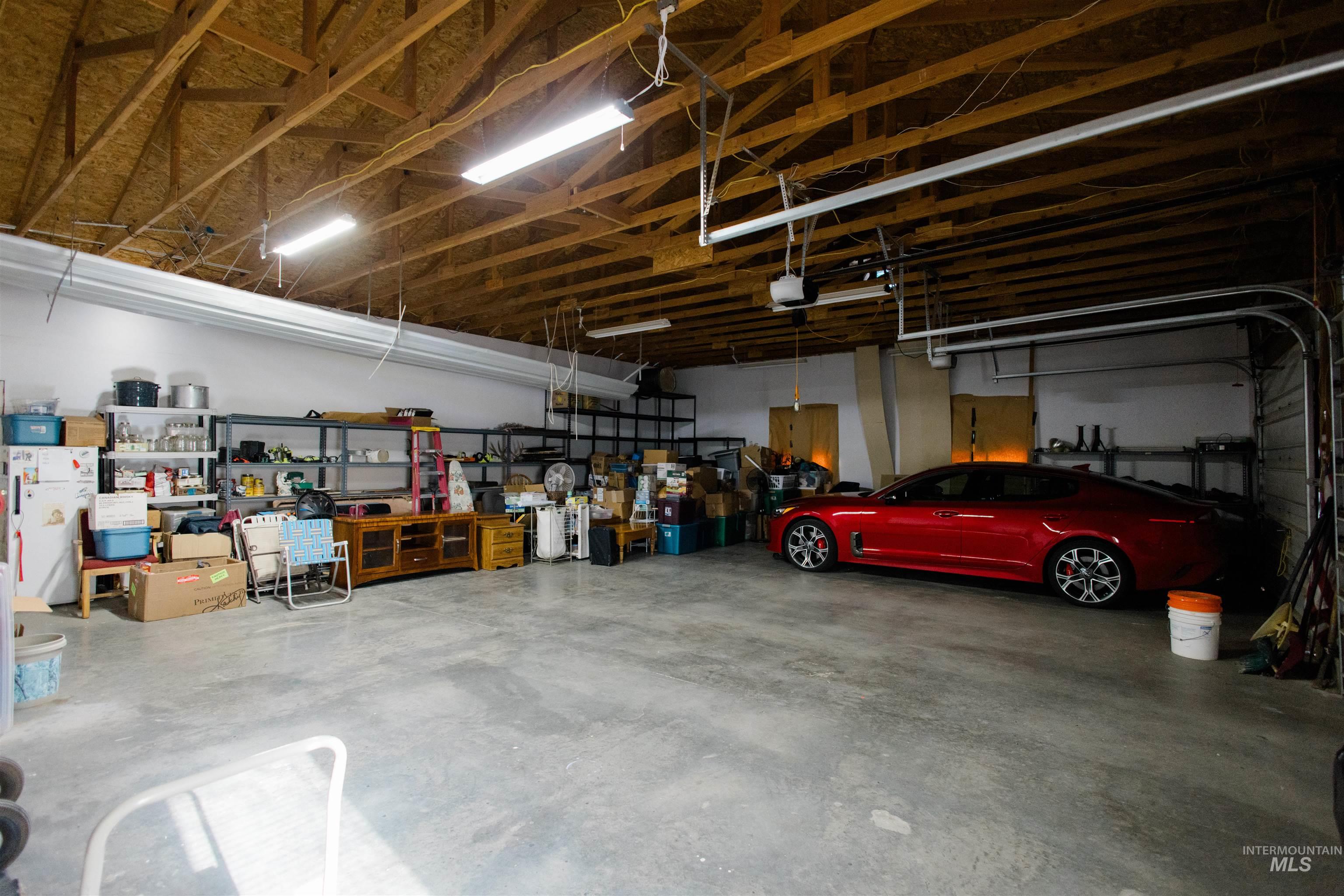 914 NE Beaman, Mountain Home, Idaho 83647, 3 Bedrooms, 2 Bathrooms, Residential For Sale, Price $520,000,MLS 98961862